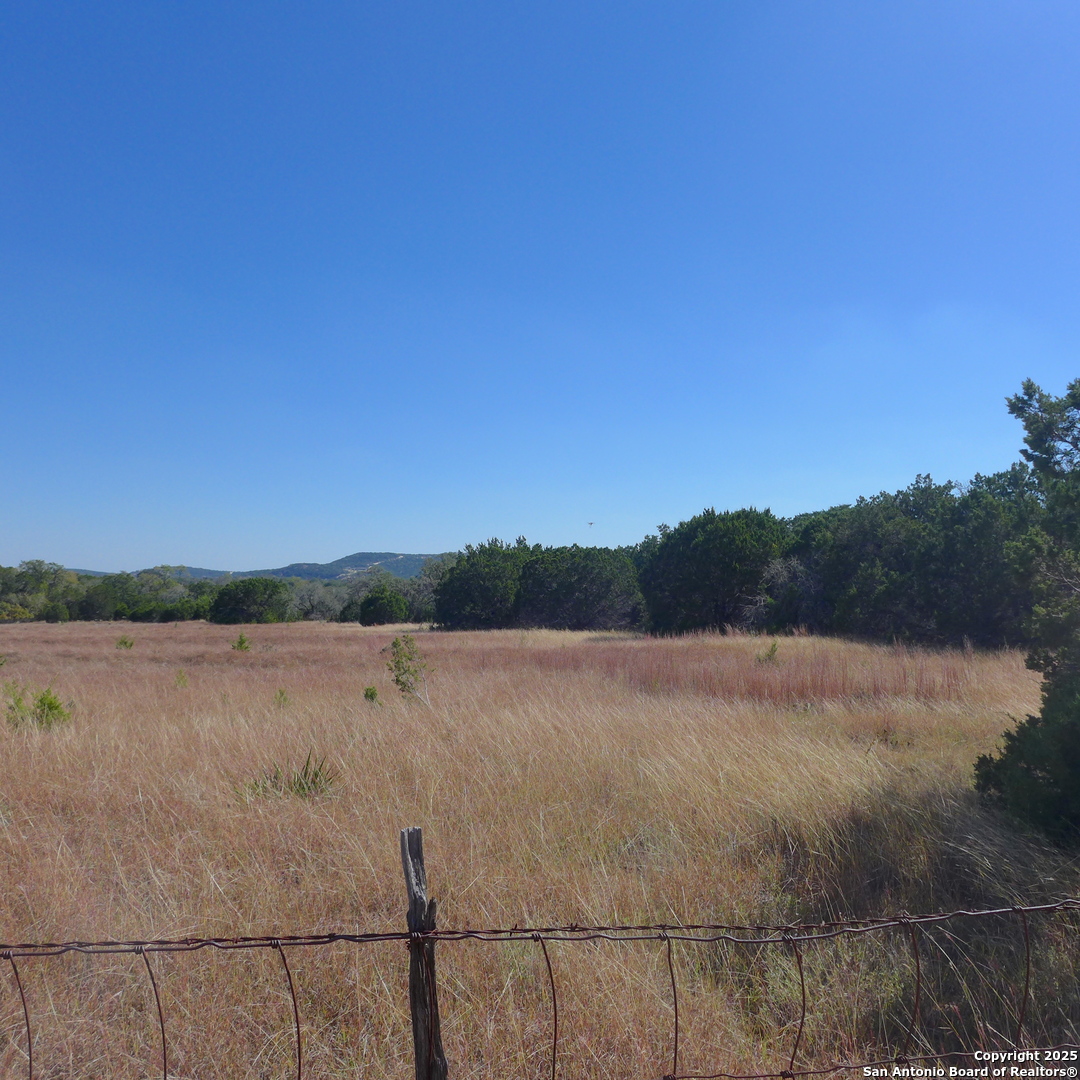 main property photo 11