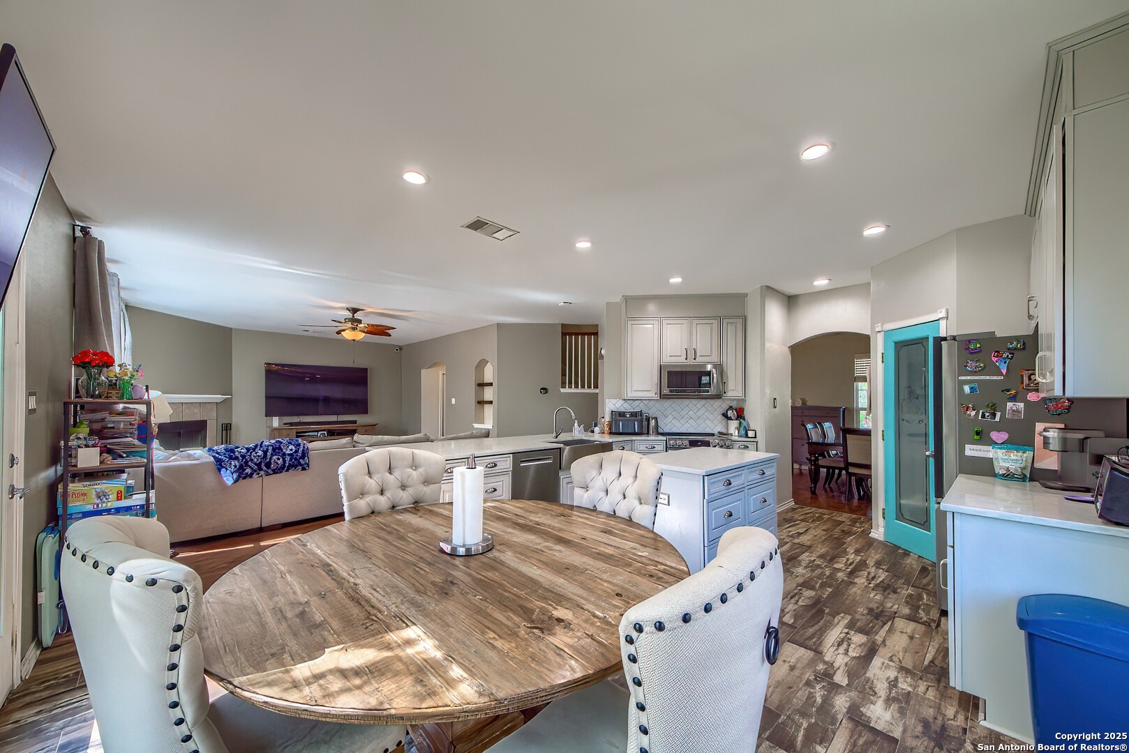 property viewer photo 11