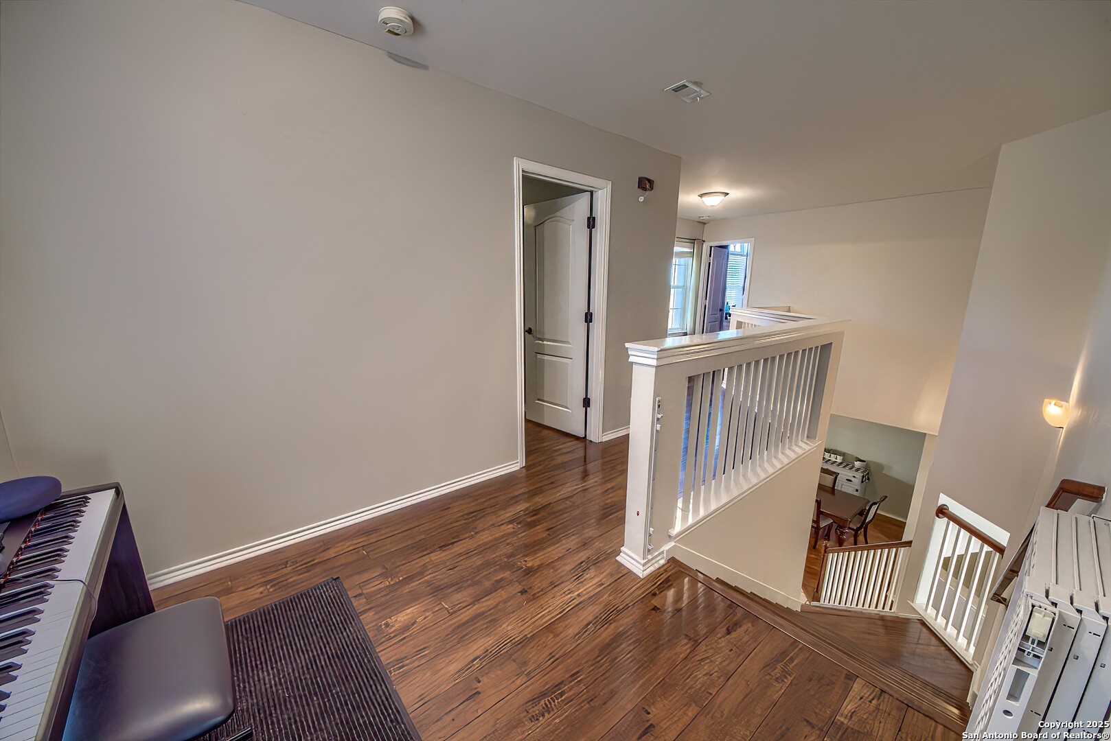 property viewer photo 12