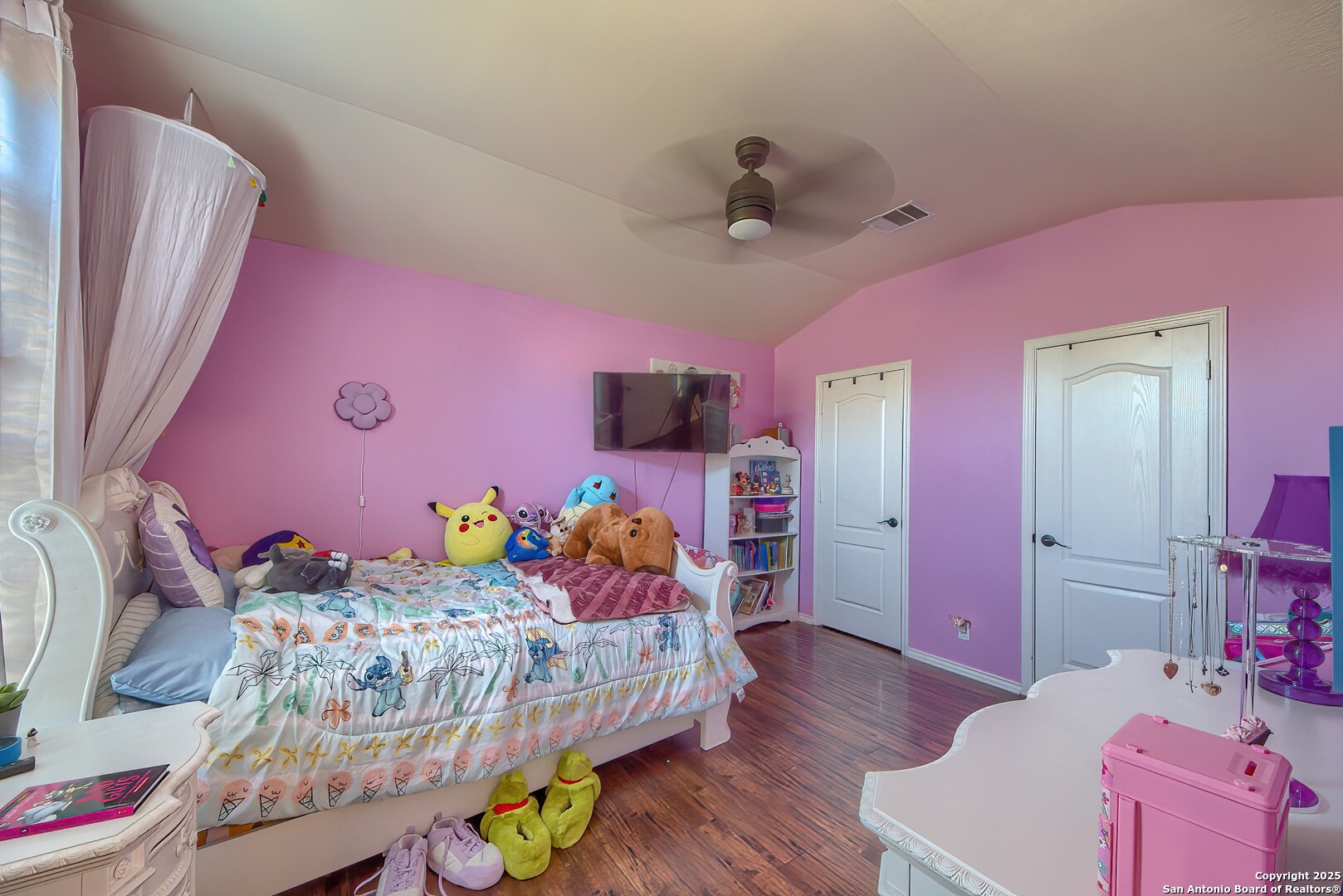 property viewer photo 20