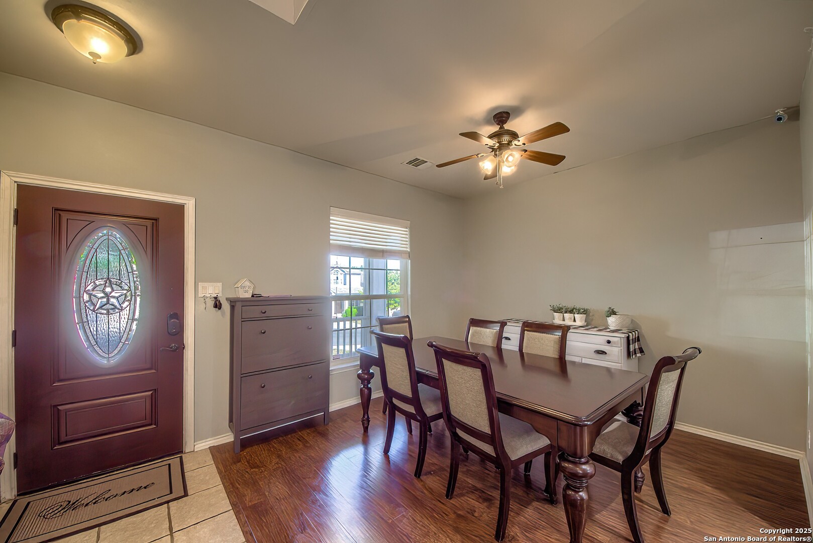 property viewer photo 5