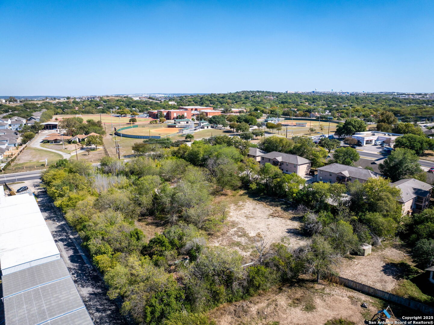main property photo 5