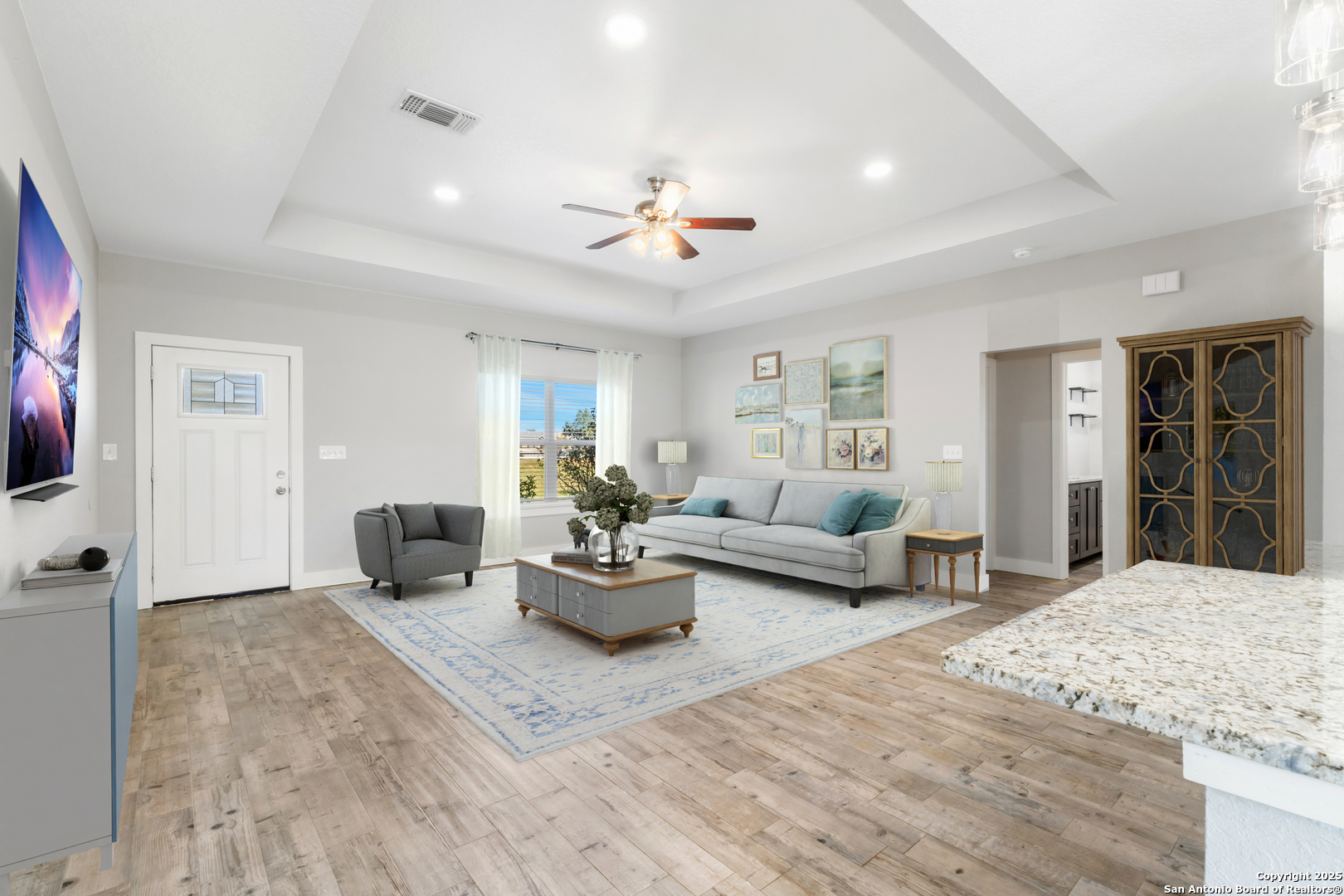 property viewer photo 2