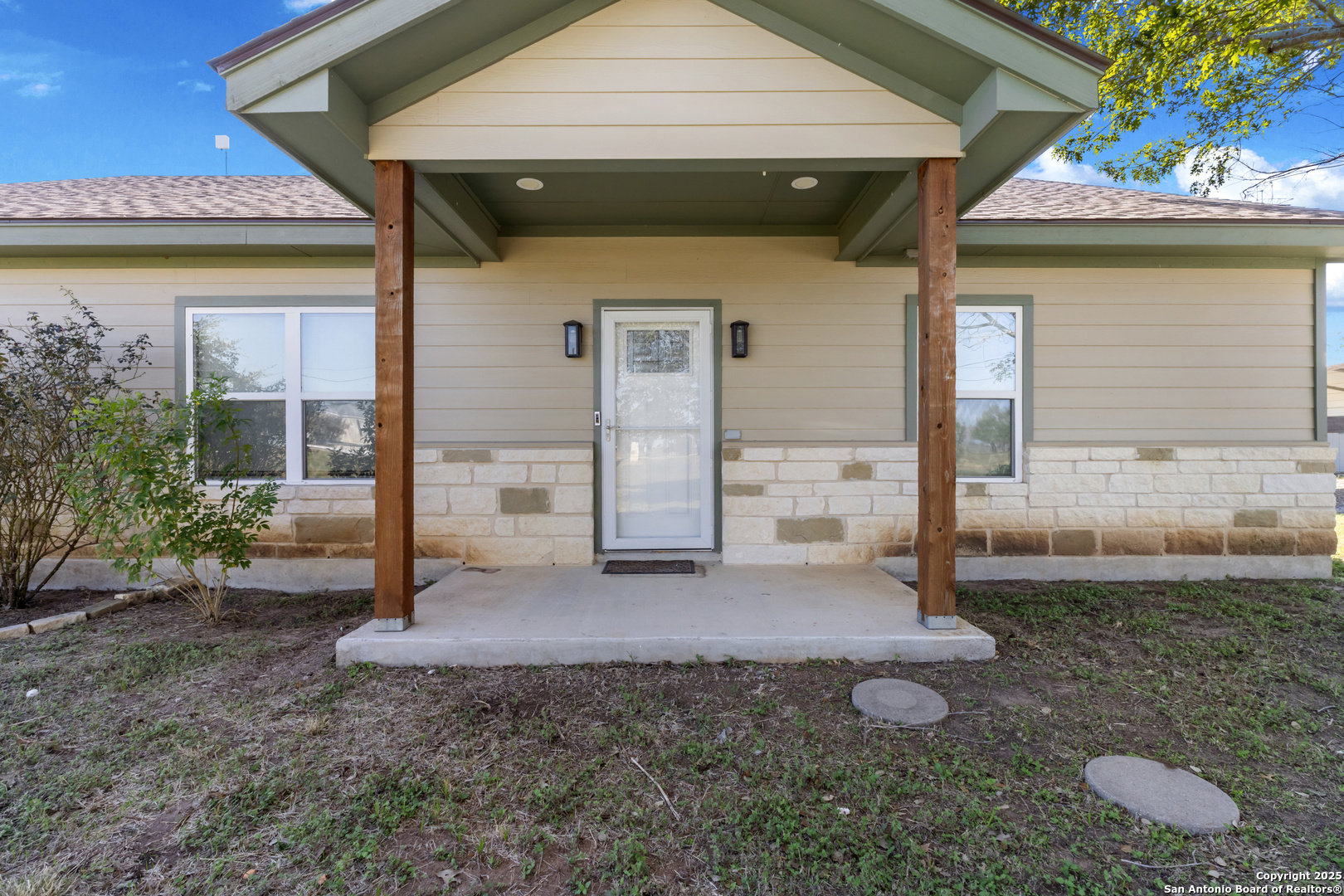 property viewer photo 6