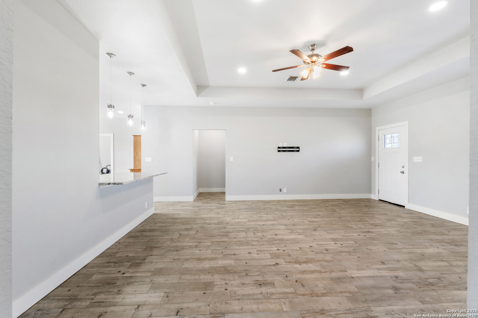 property viewer photo 8