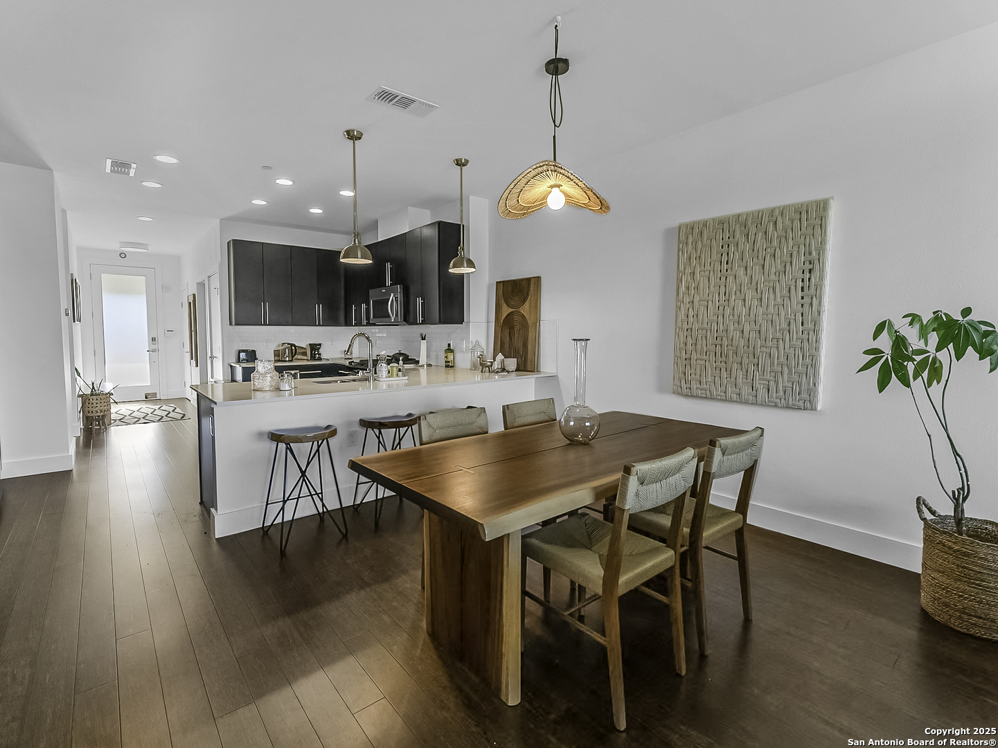 property viewer photo 11