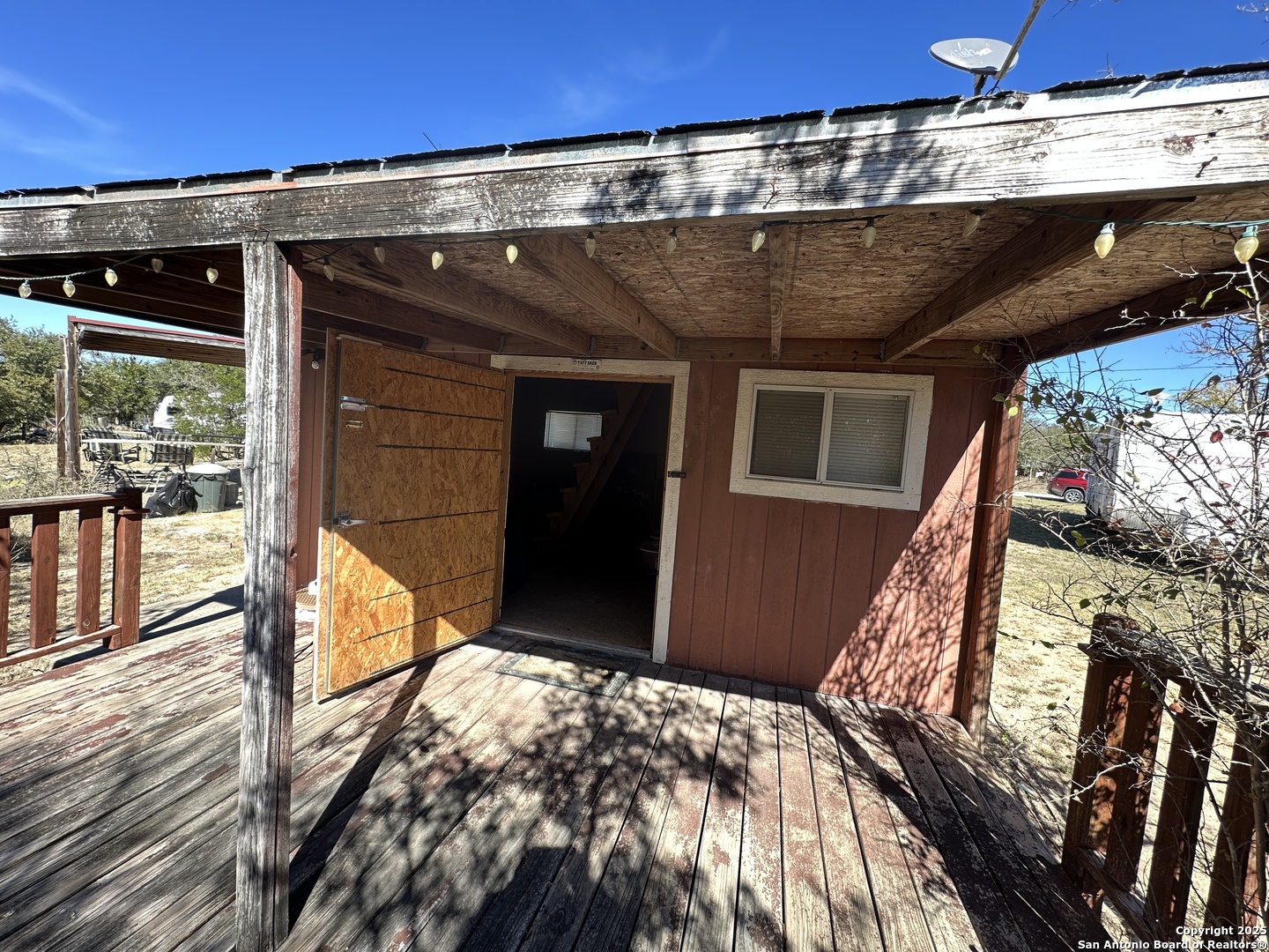 main property photo 3