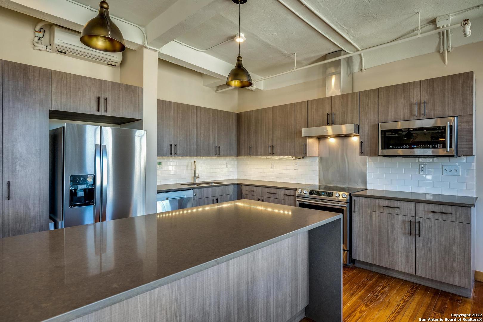 property viewer photo 12