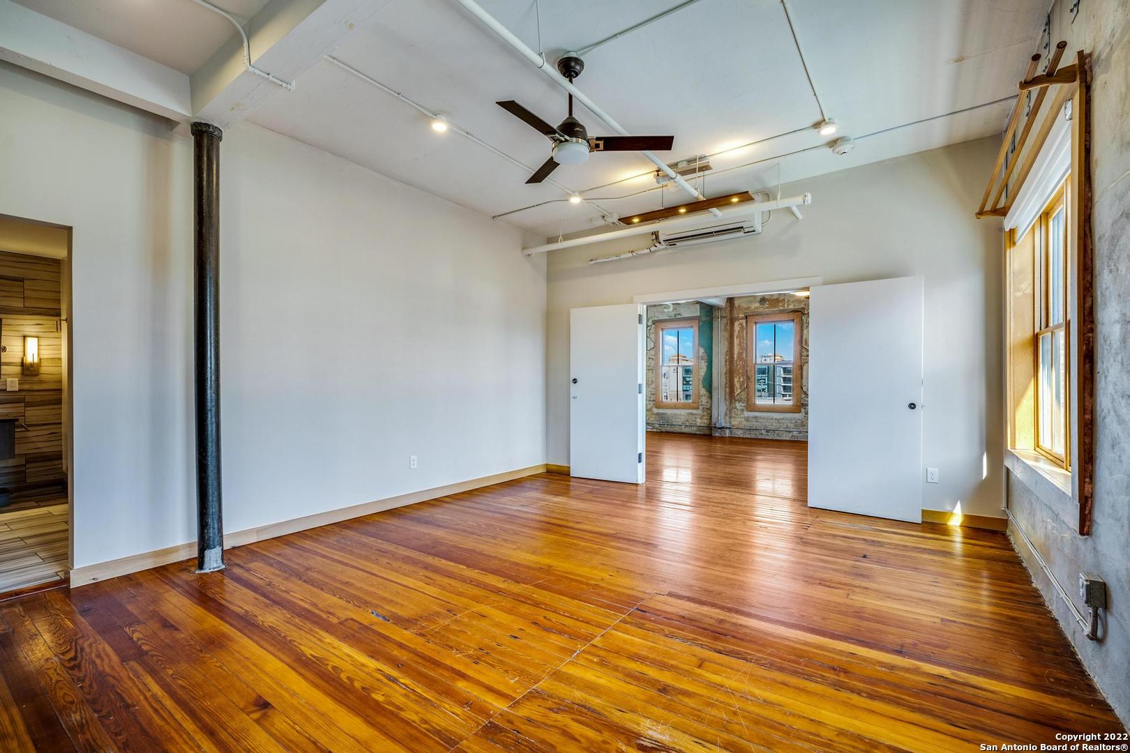 property viewer photo 18