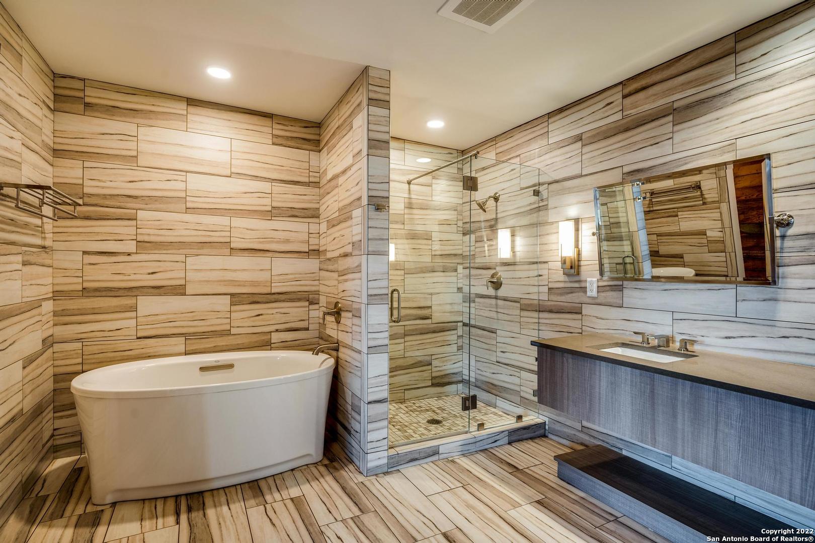 property viewer photo 21