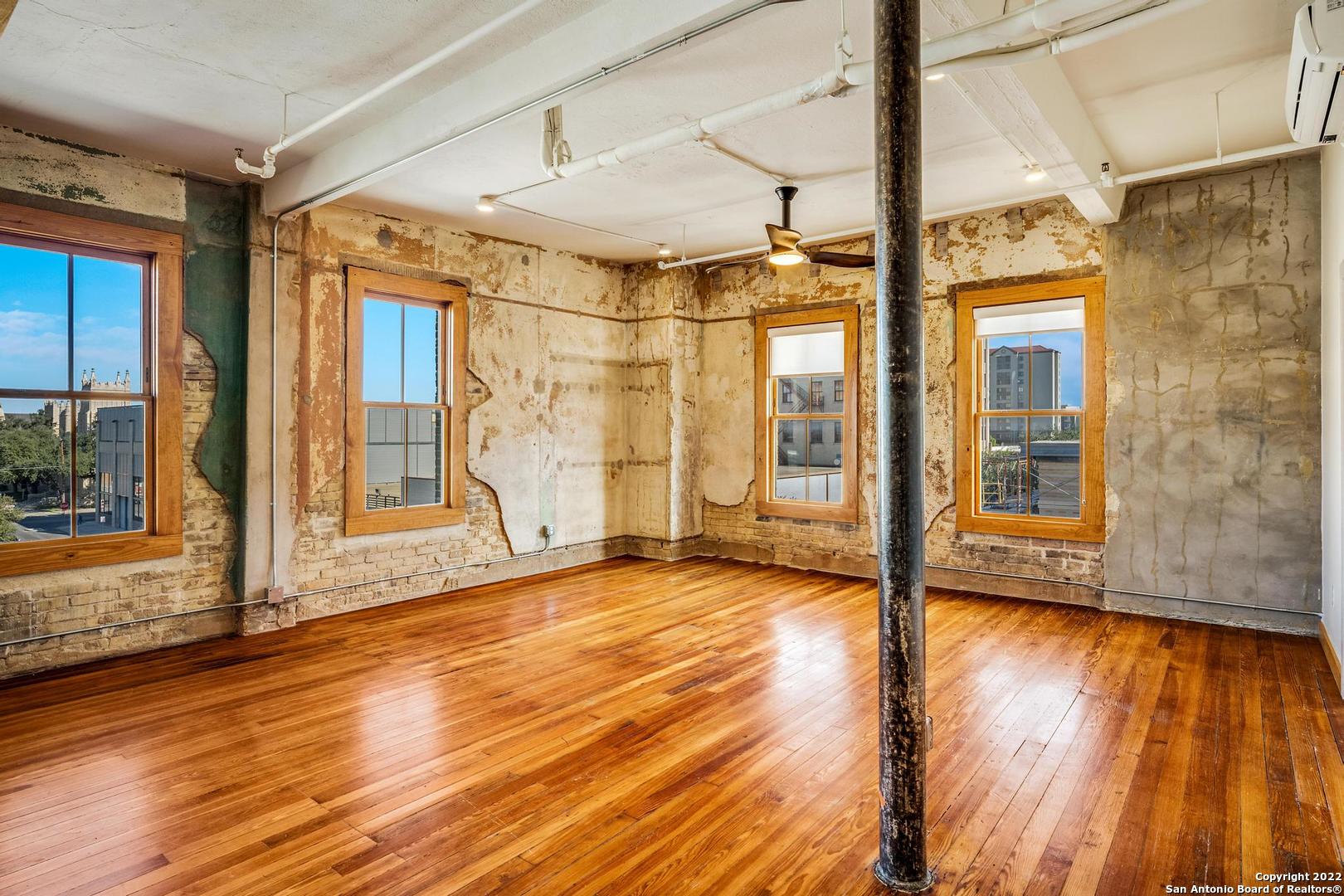 property viewer photo 5