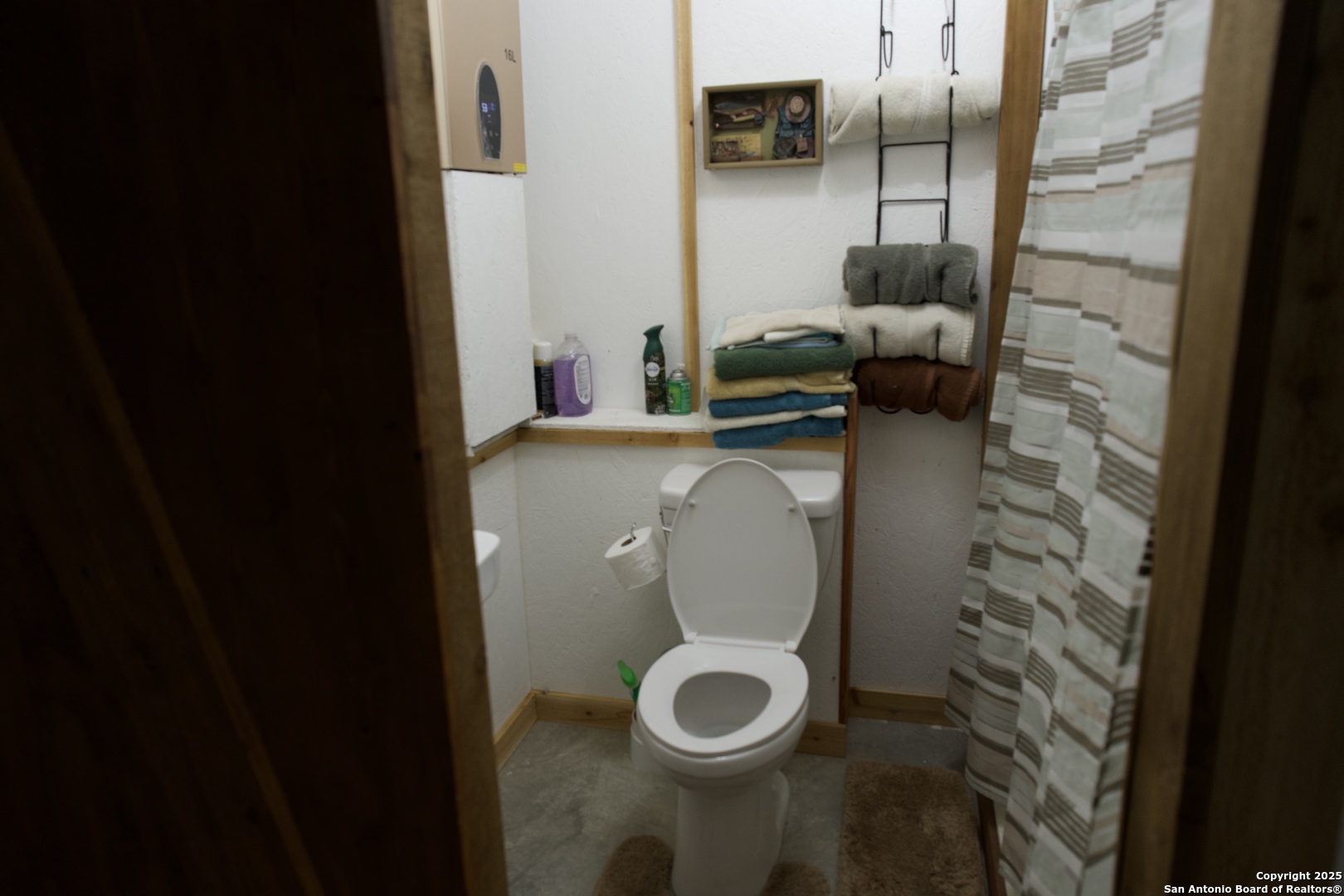 main property photo 35