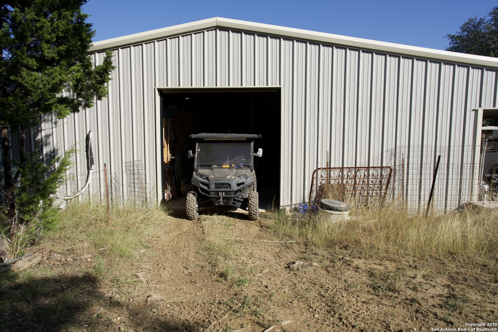 main property photo 36