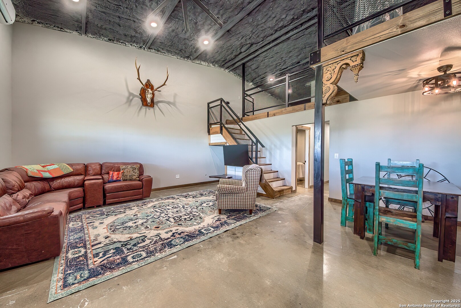 main property photo 43