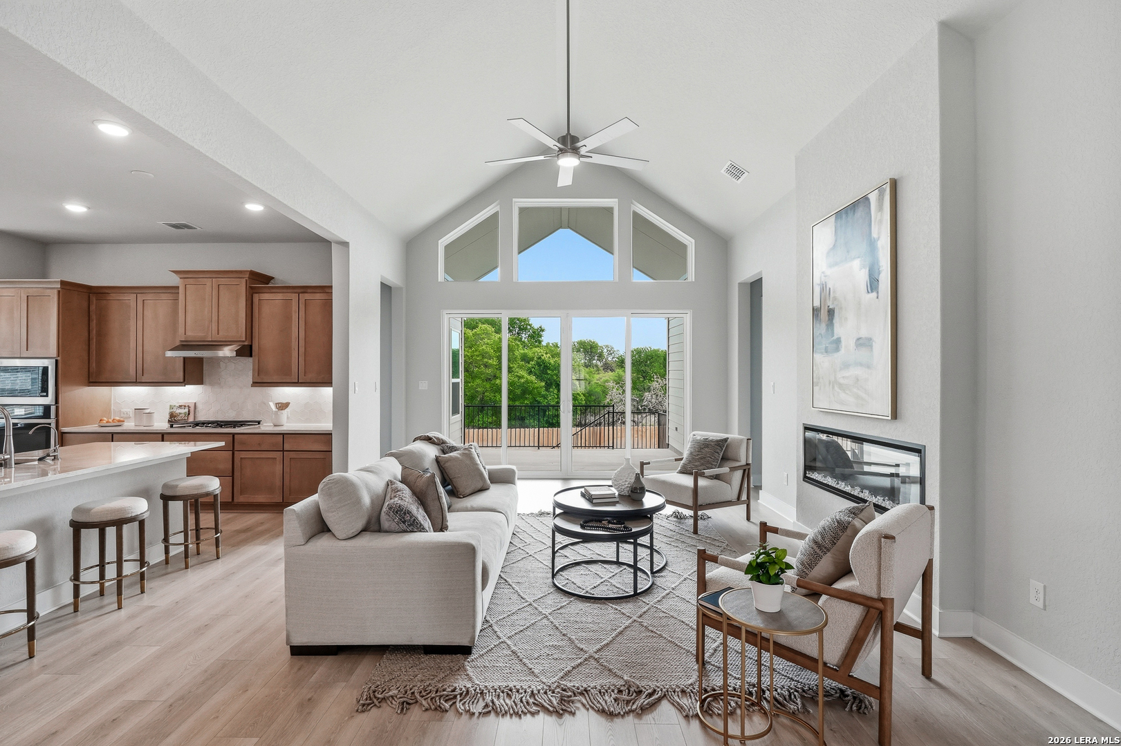 property viewer photo 16