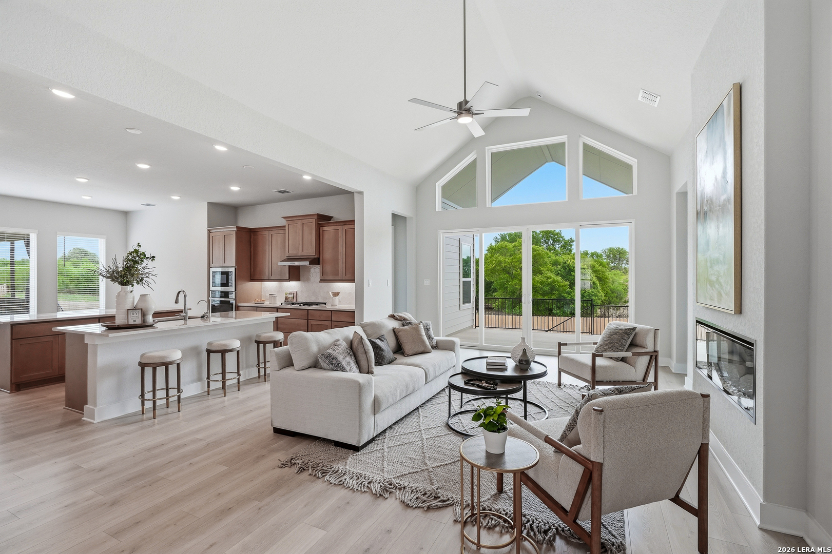 property viewer photo 17