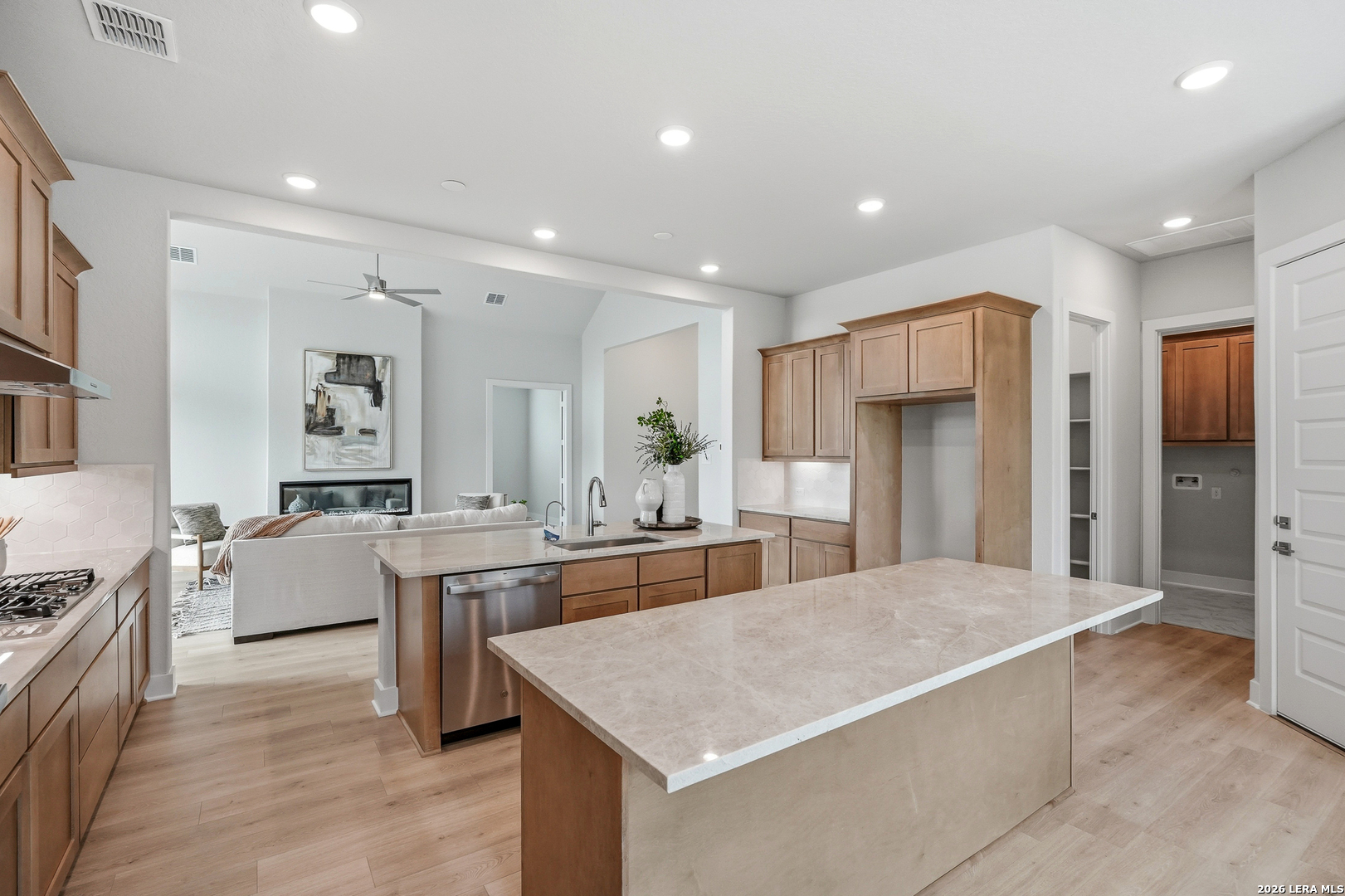 property viewer photo 29