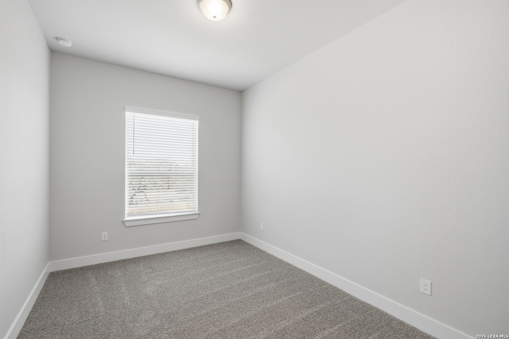 property viewer photo 41