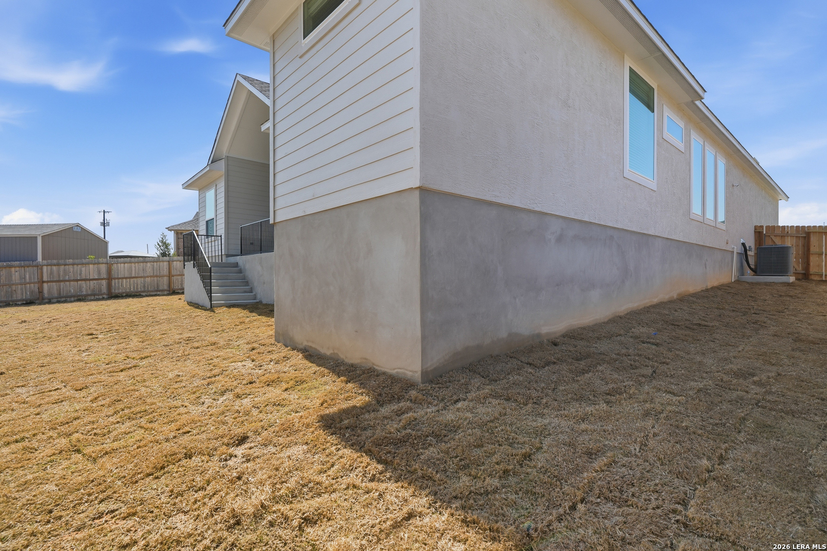 property viewer photo 47