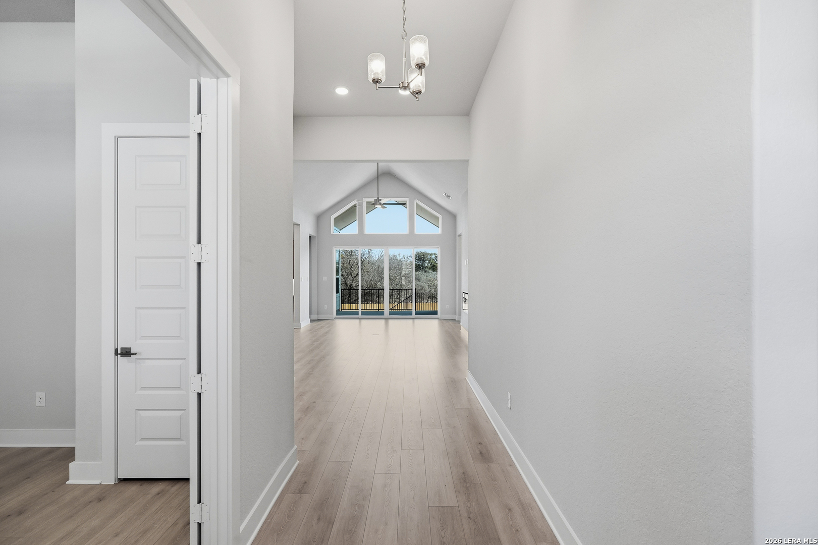 property viewer photo 8