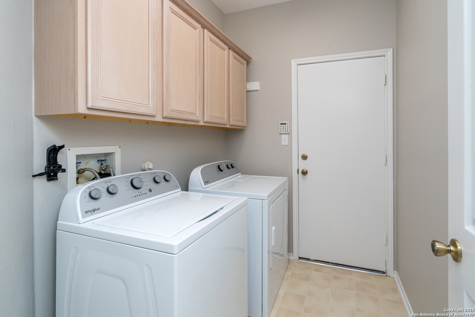 property viewer photo 38
