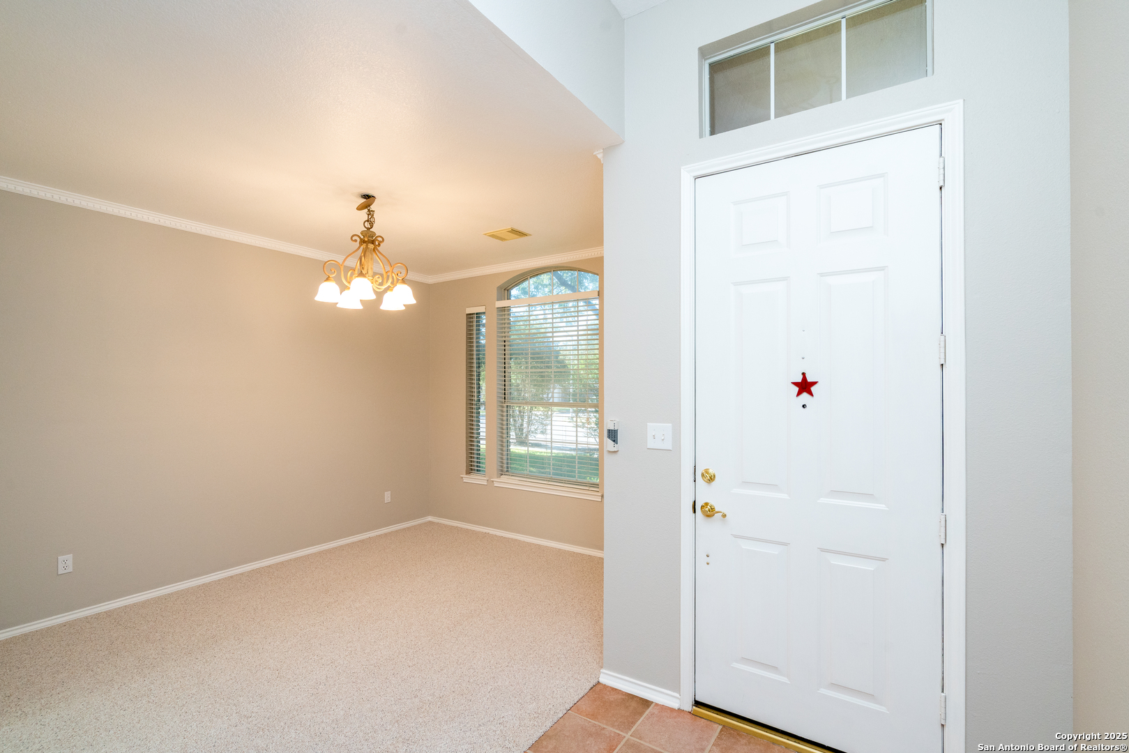 property viewer photo 4