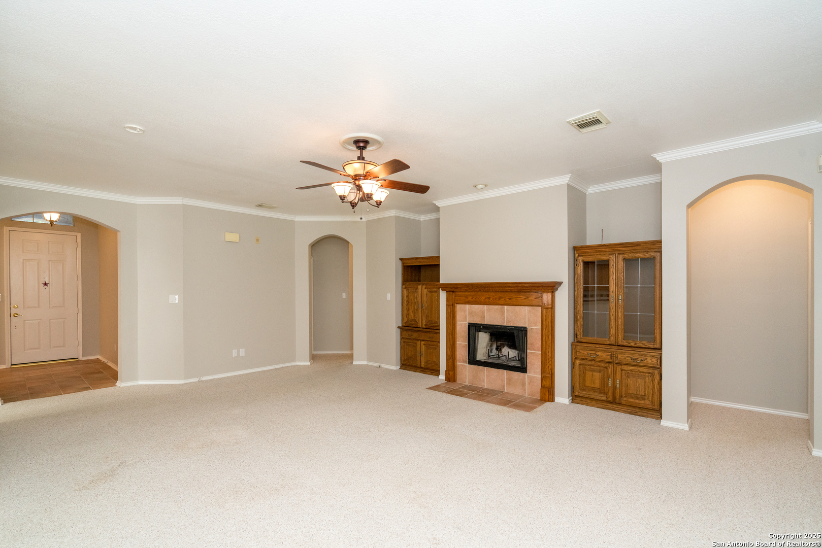 property viewer photo 7