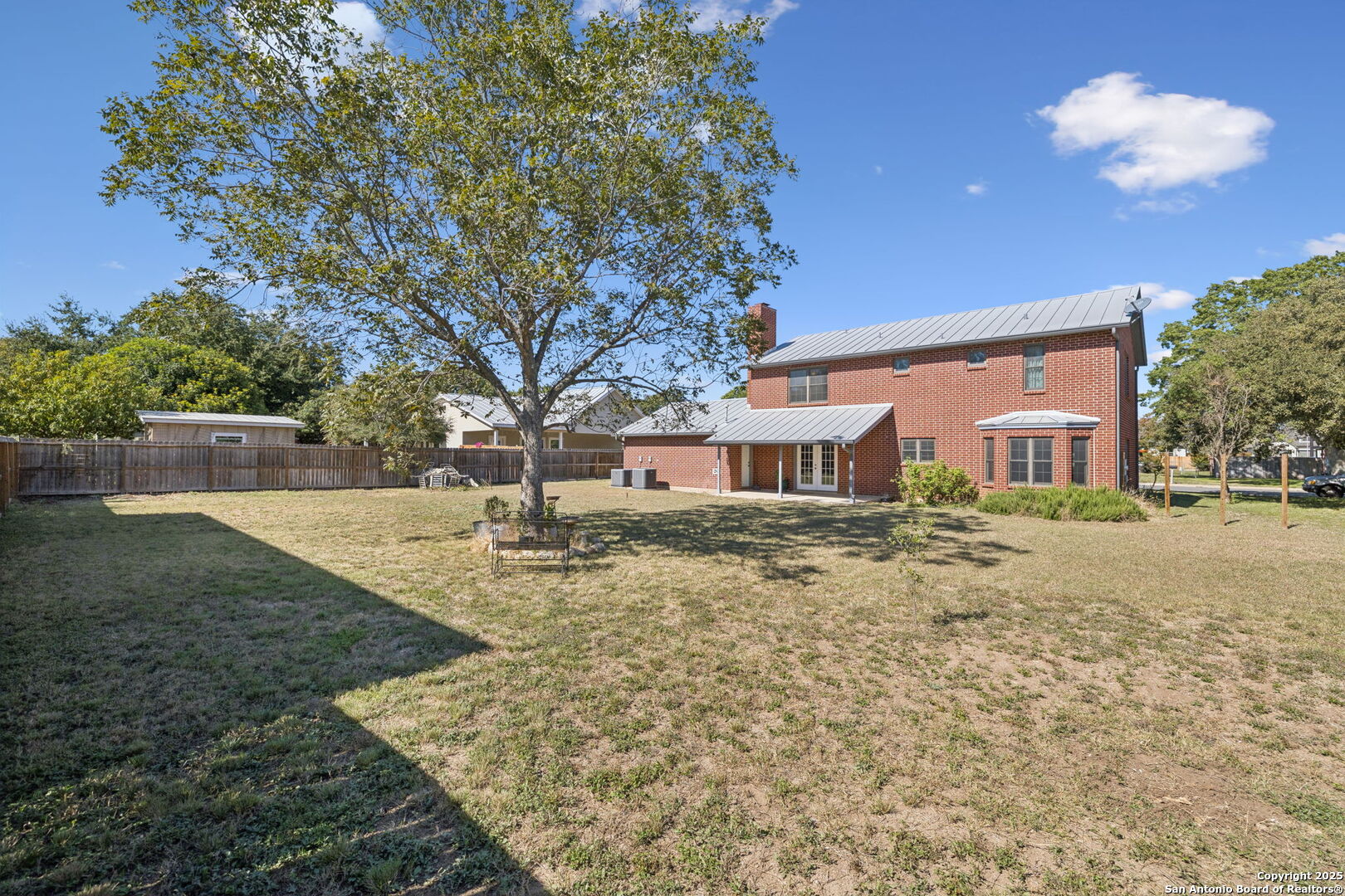 main property photo 43