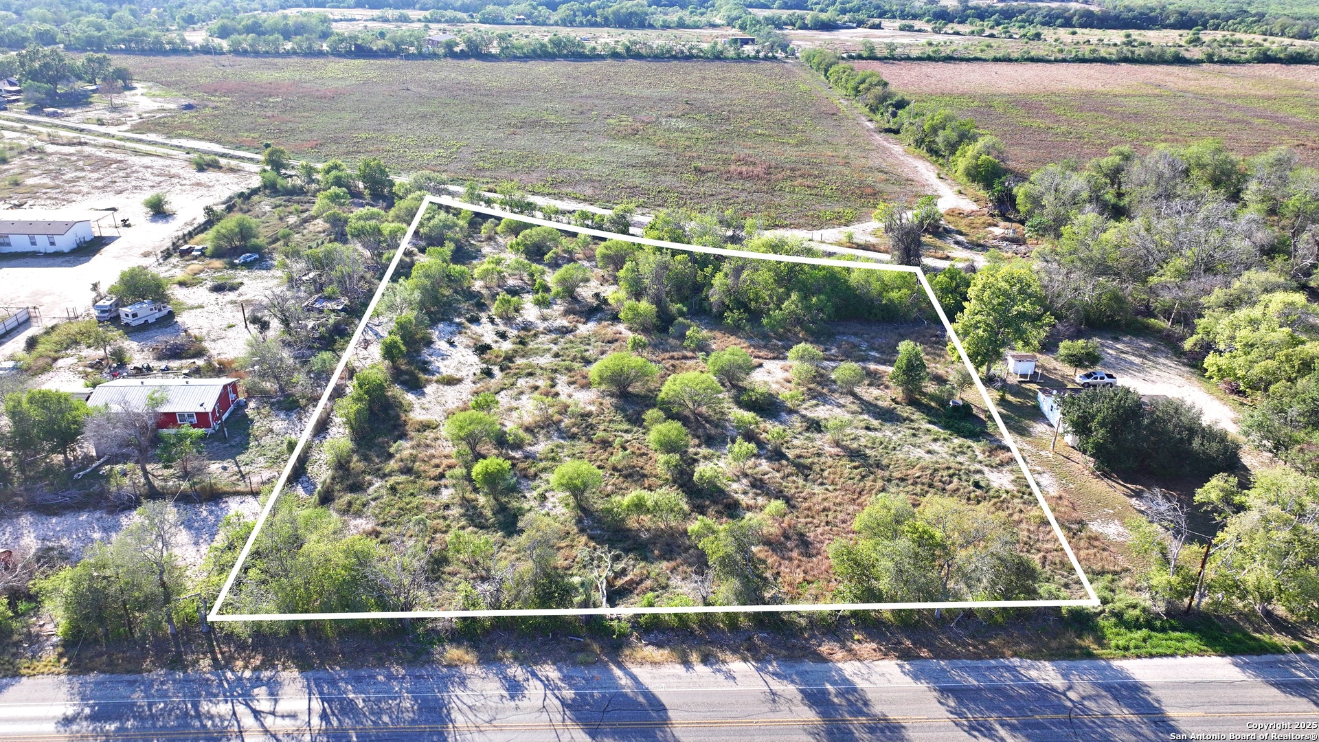 main property photo 6