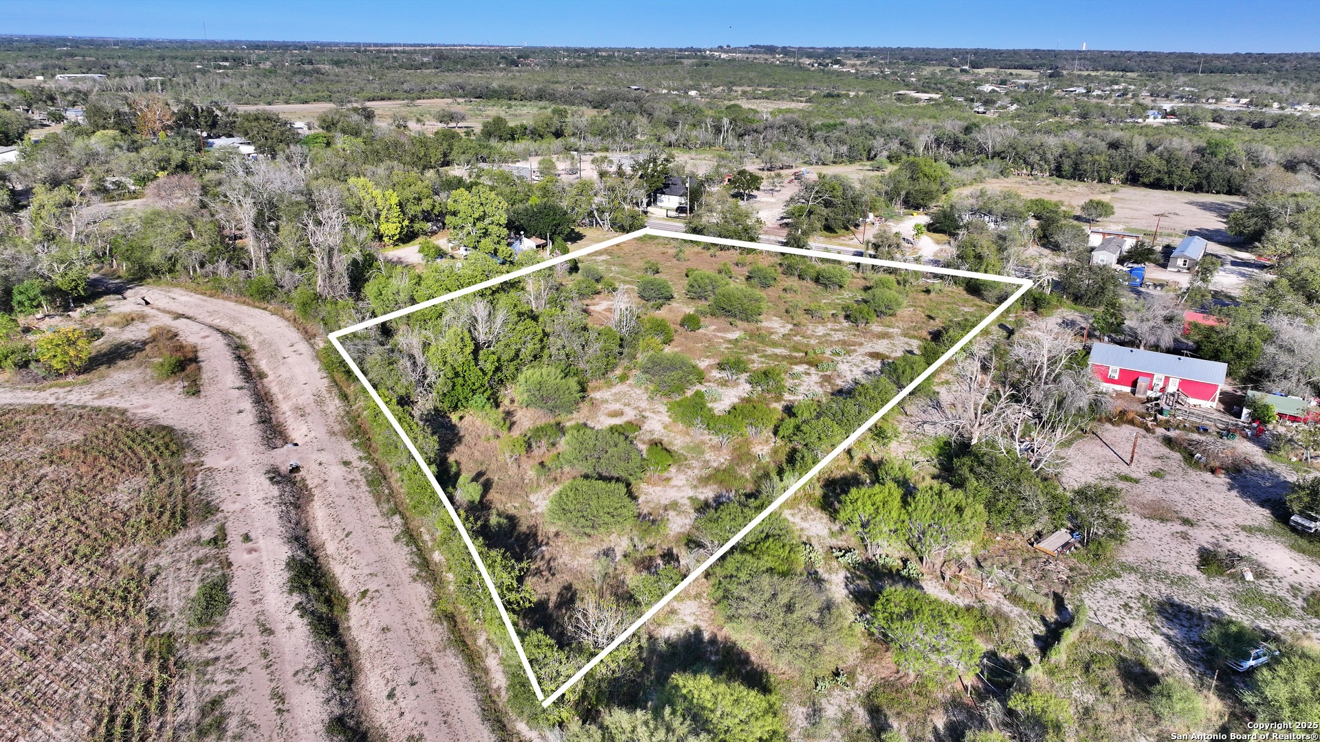 main property photo 8