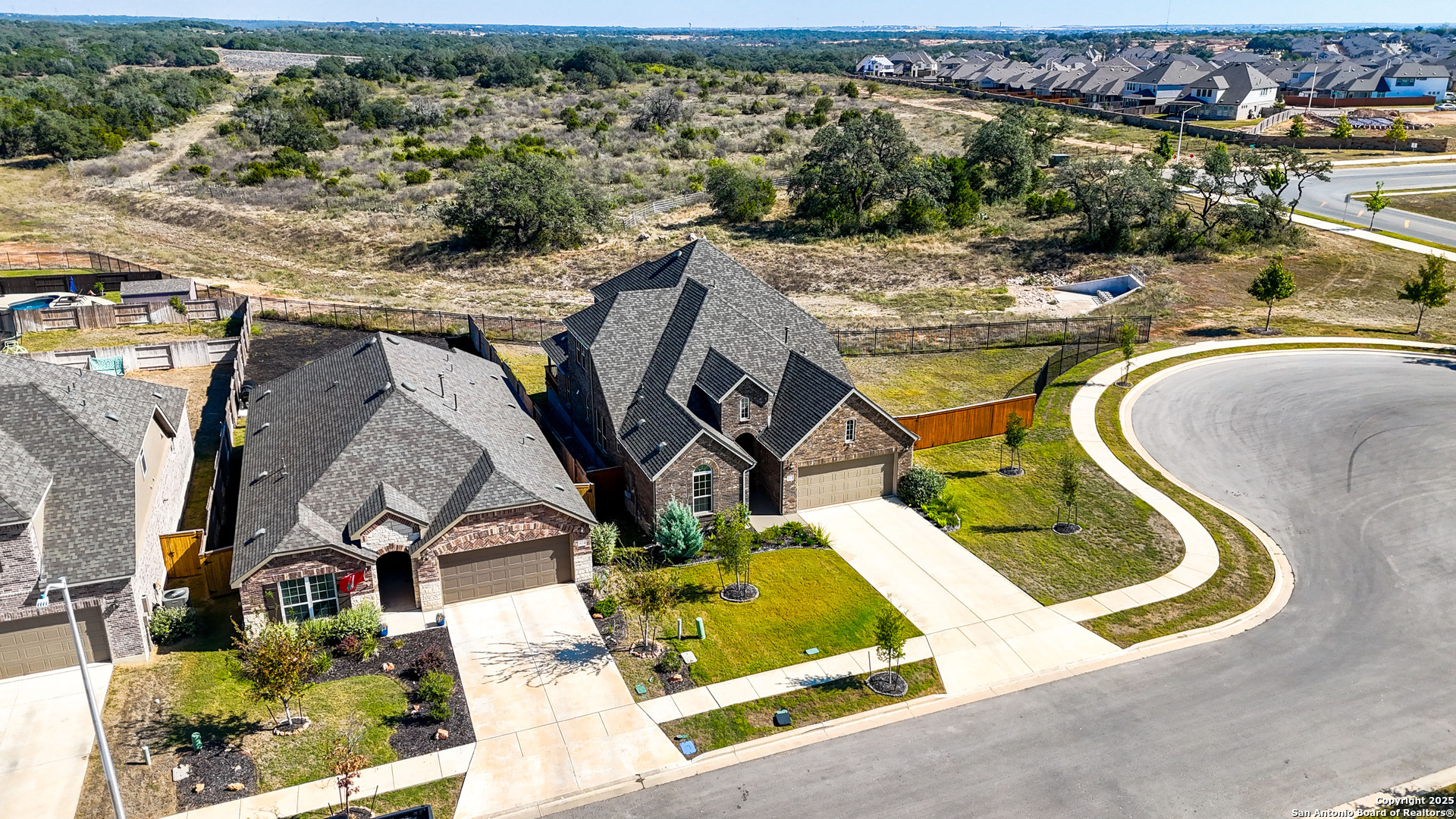 main property photo 41