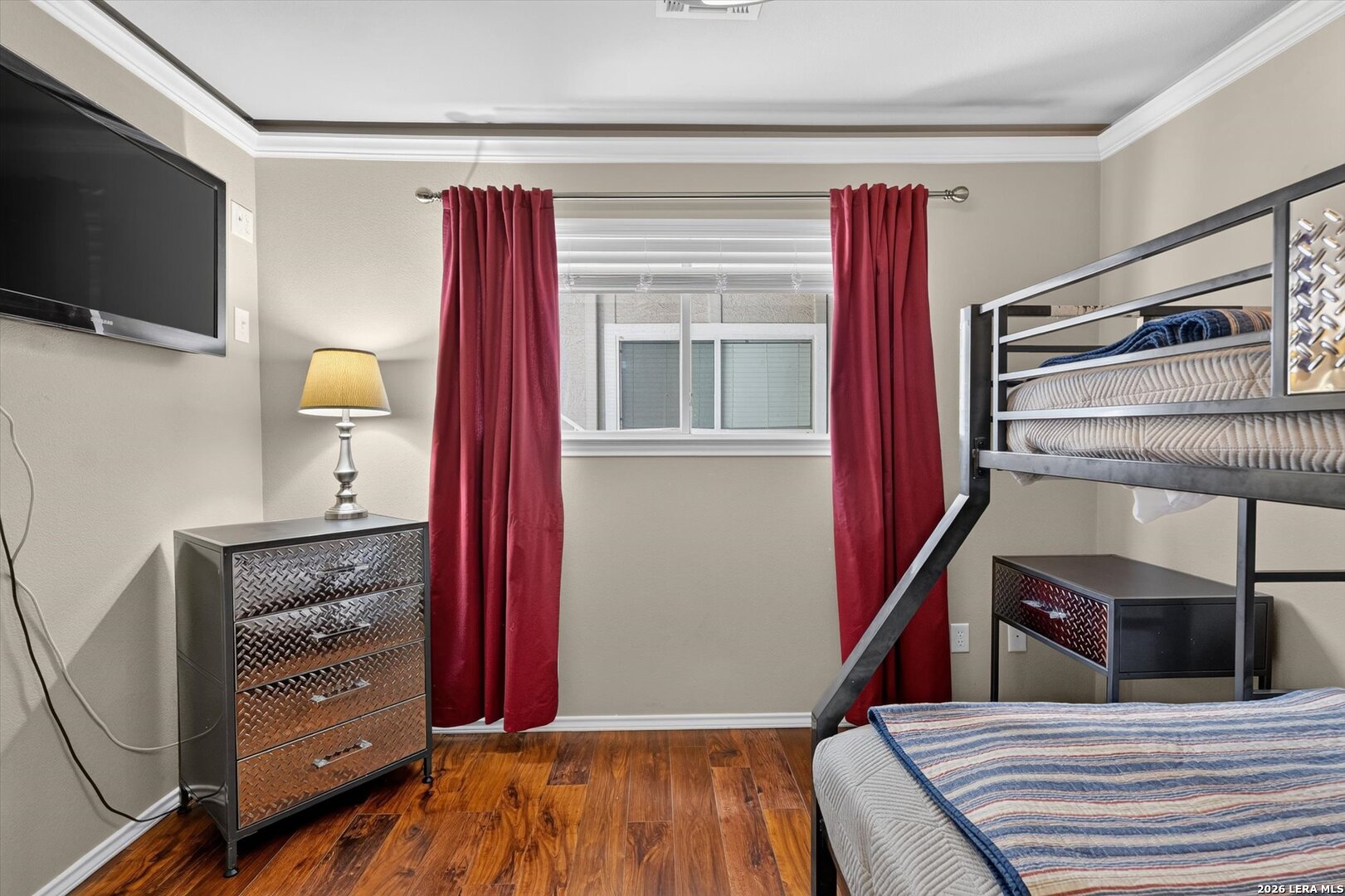 main property photo 14