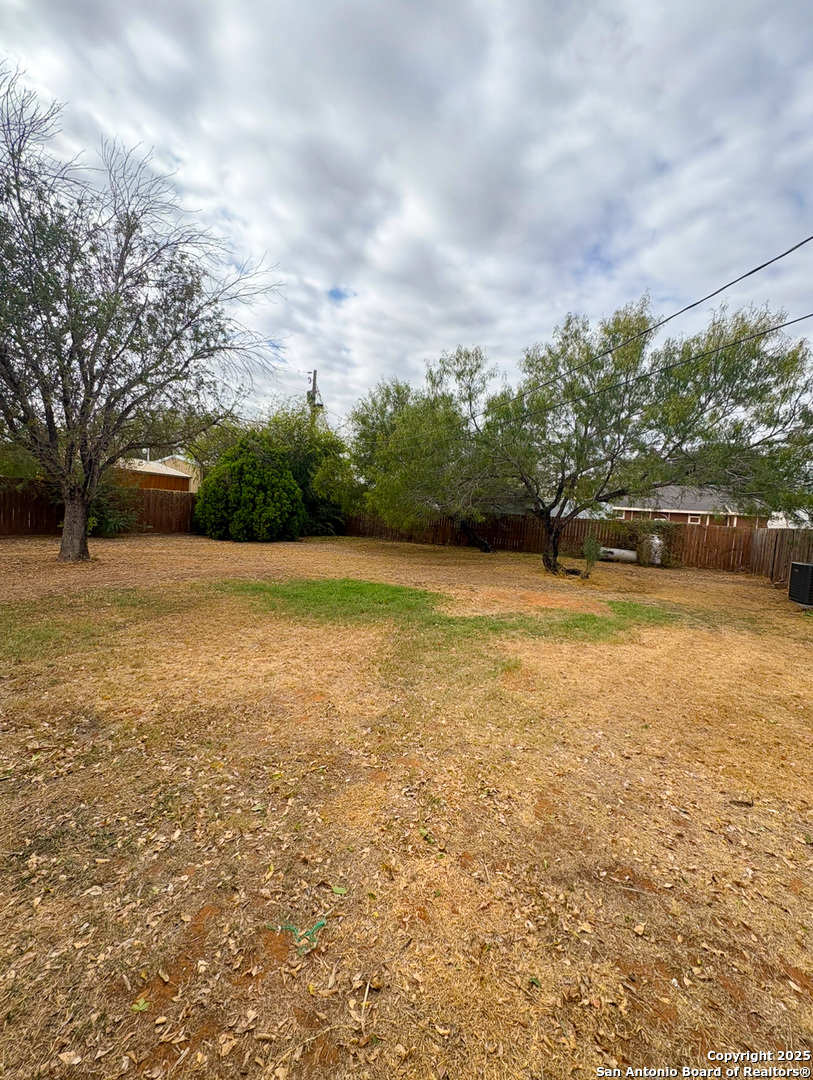 main property photo 20
