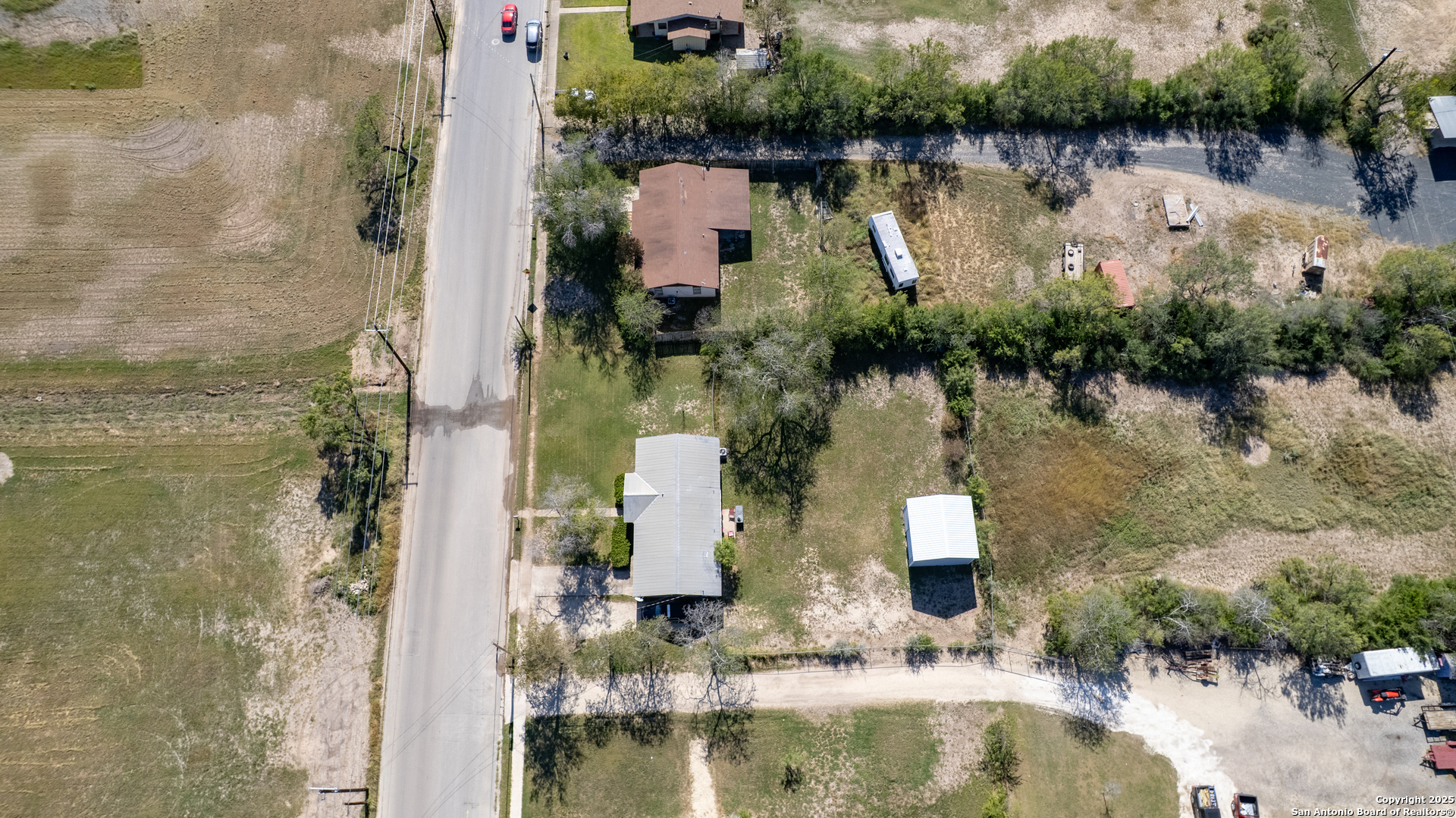 main property photo 21