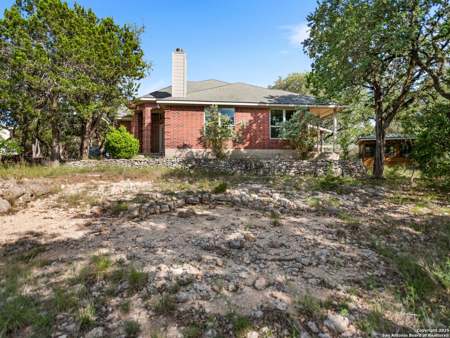 main property photo 32