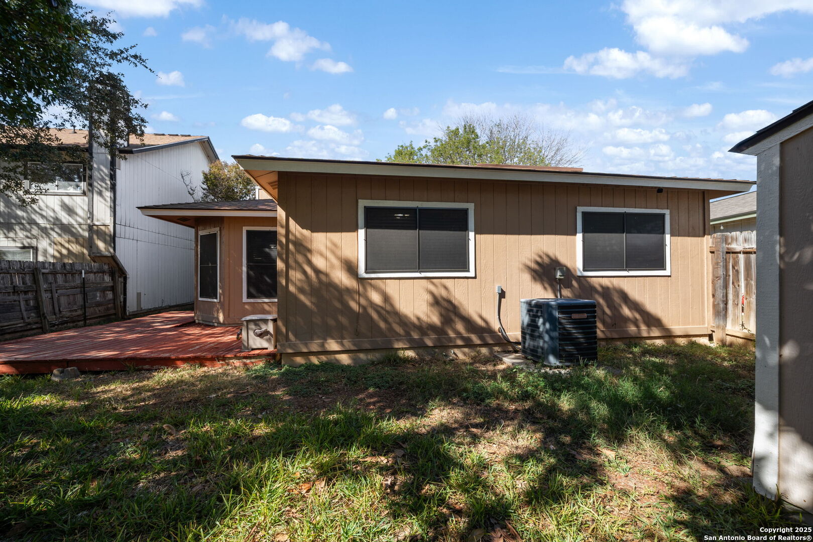 main property photo 25