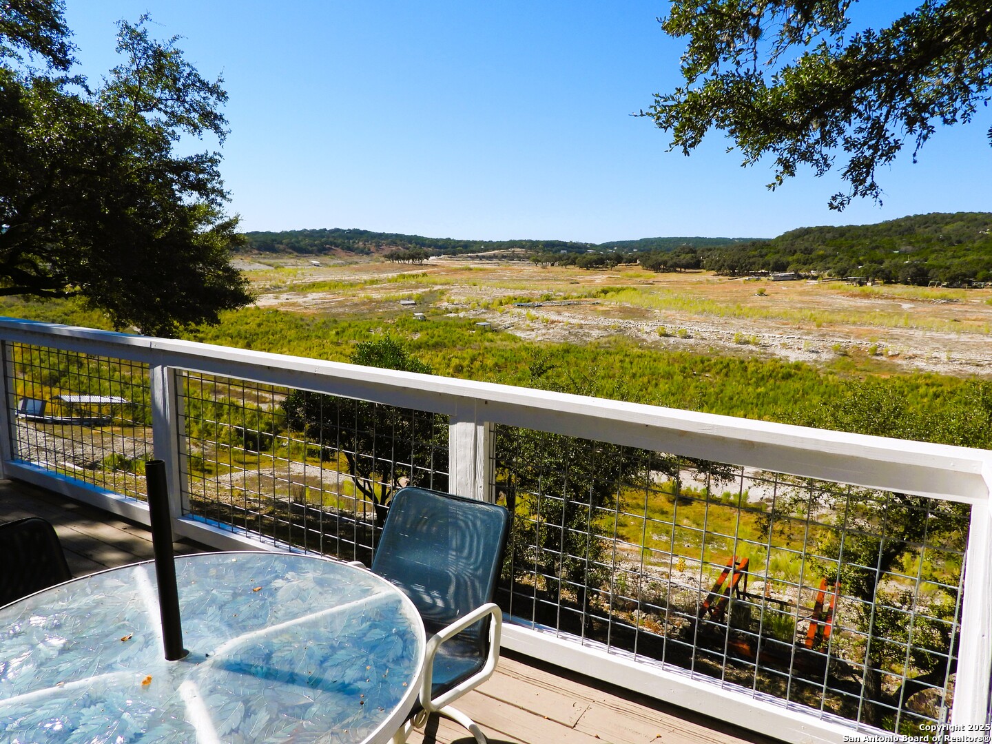 main property photo 16