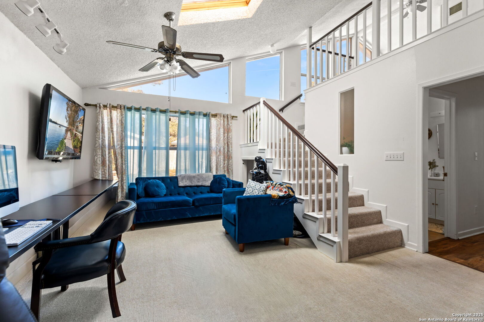 main property photo 20