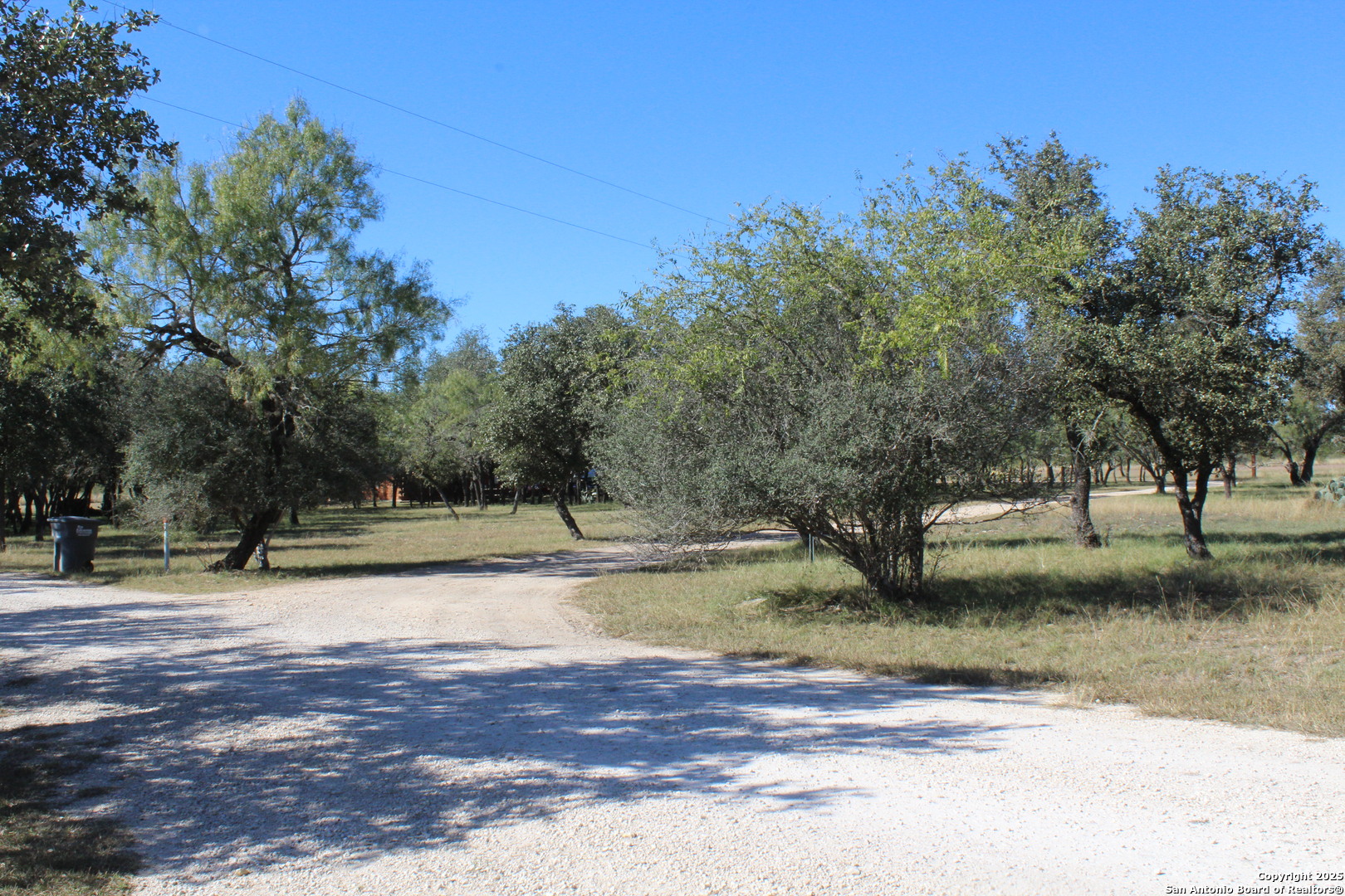 main property photo 11