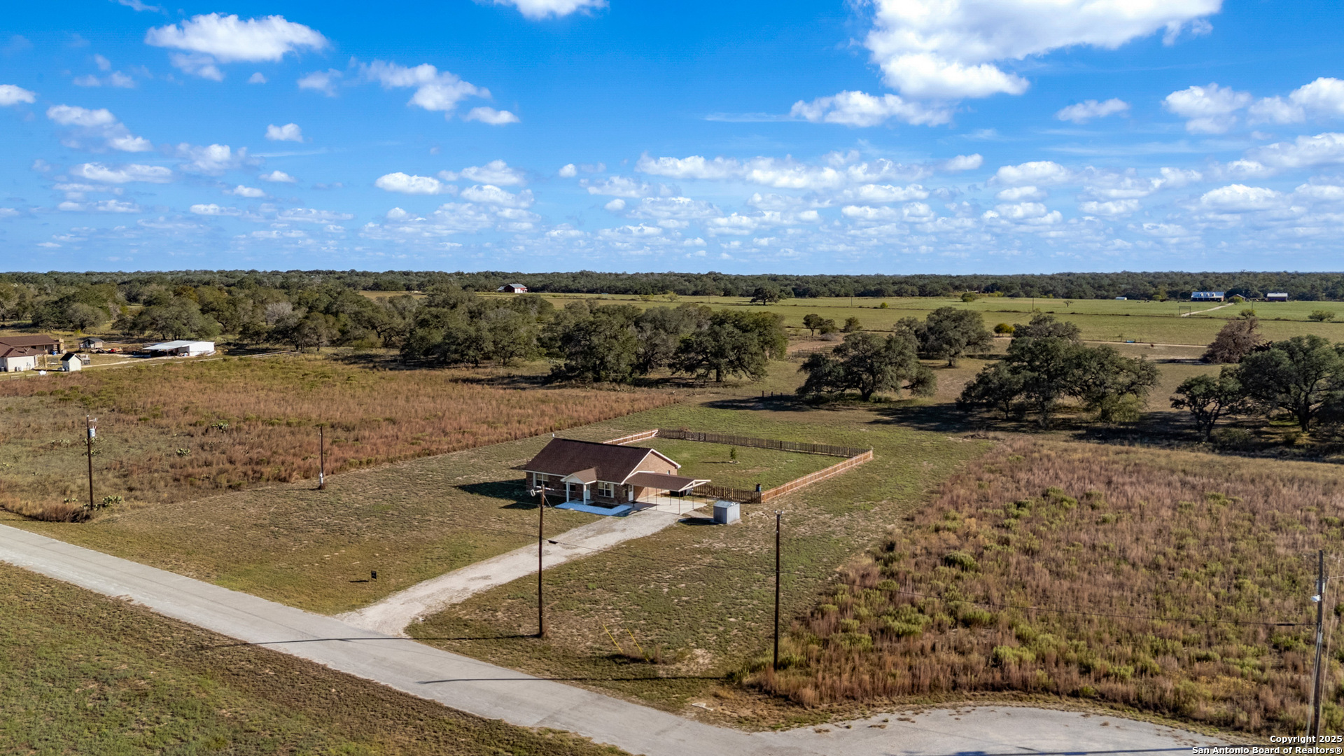 main property photo 26