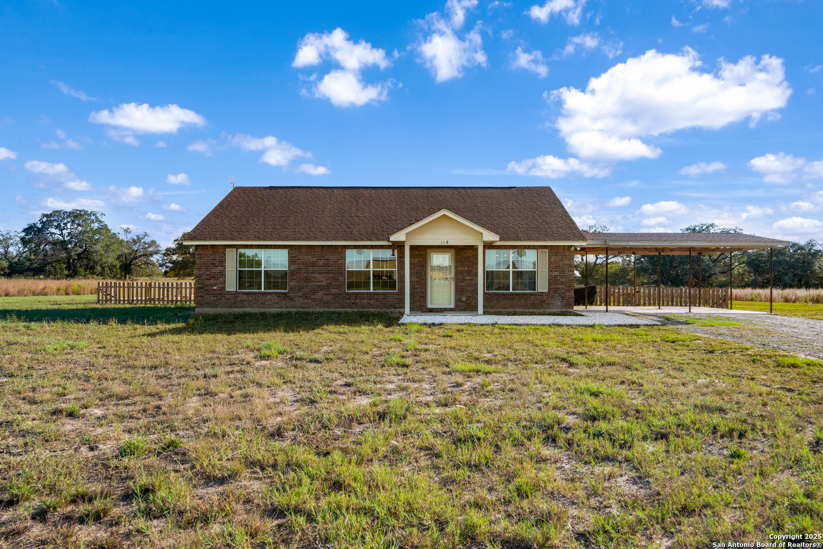 main property photo 3
