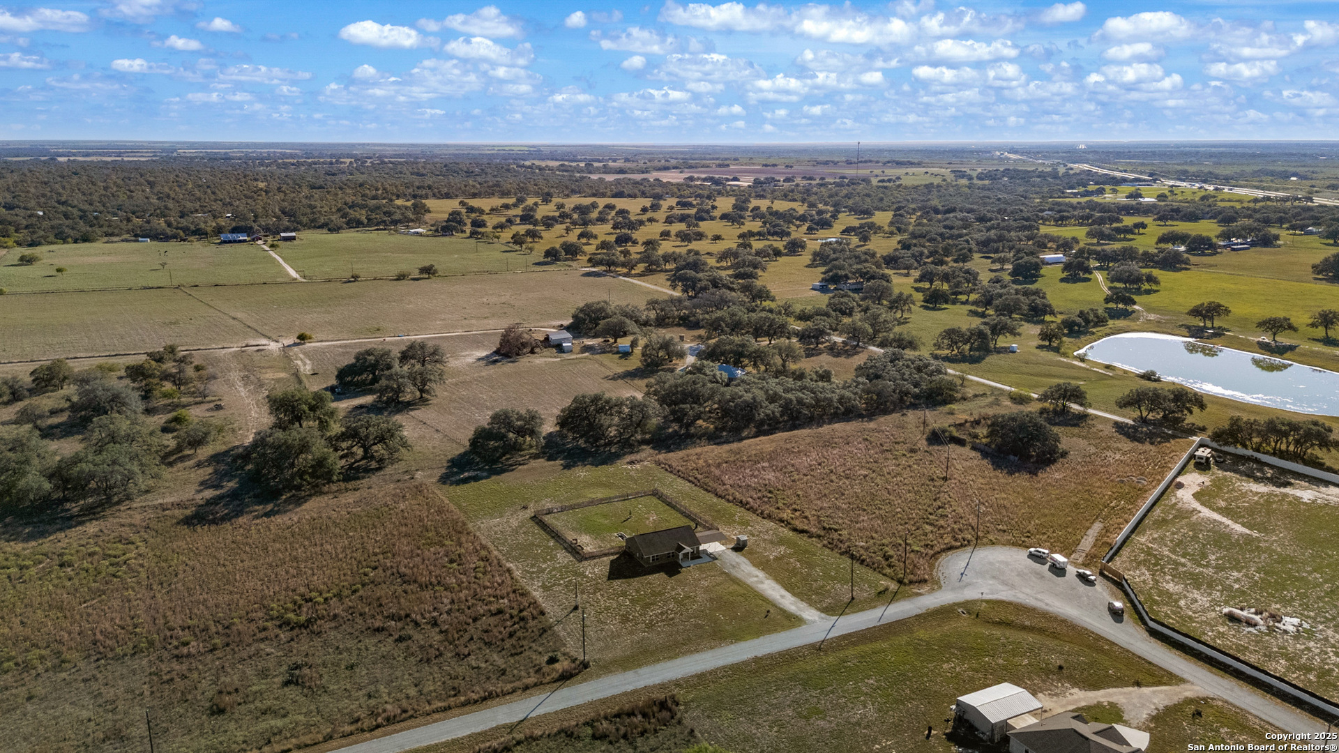 main property photo 34