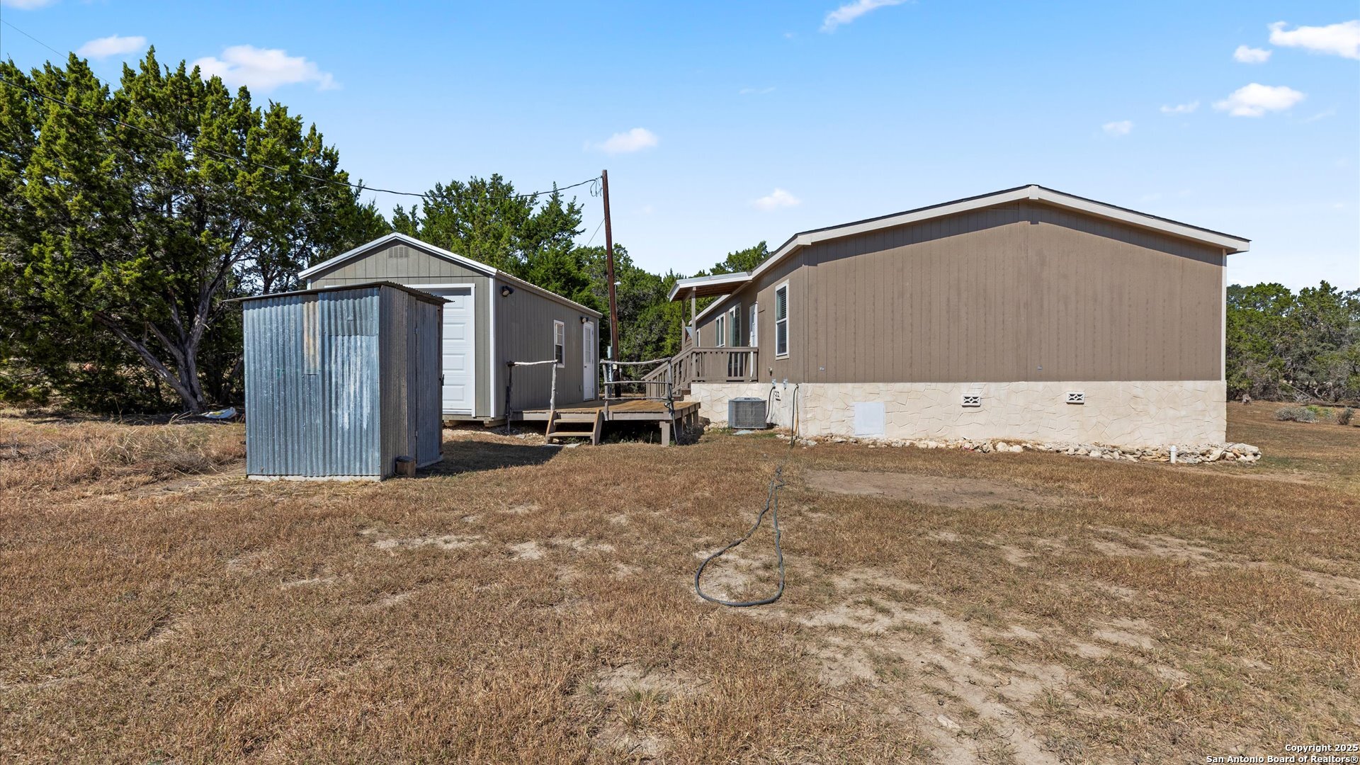 main property photo 22