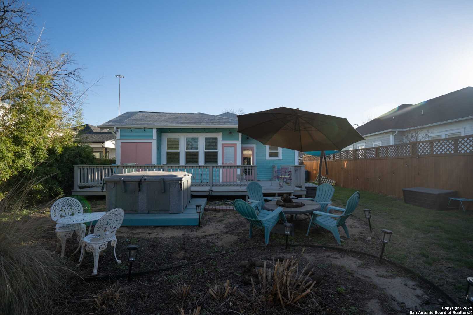 main property photo 17