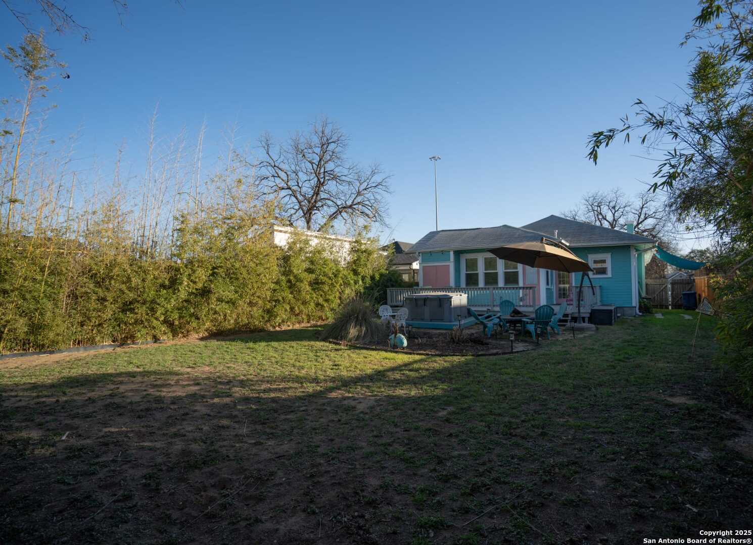main property photo 19