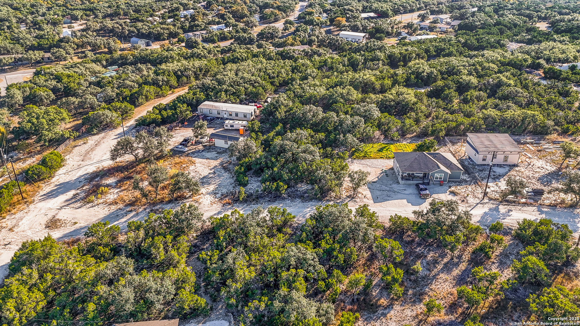main property photo 6