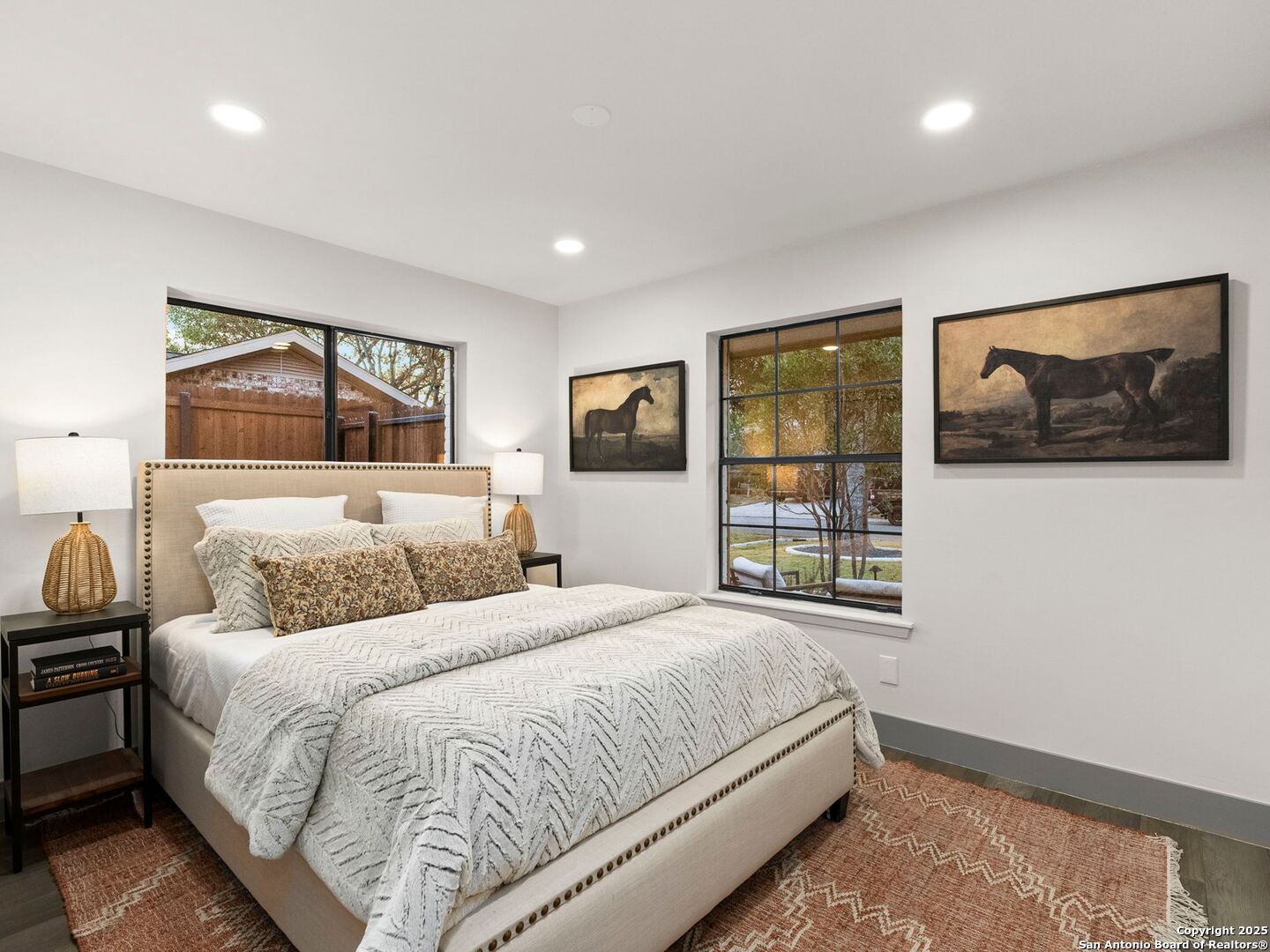 property viewer photo 19