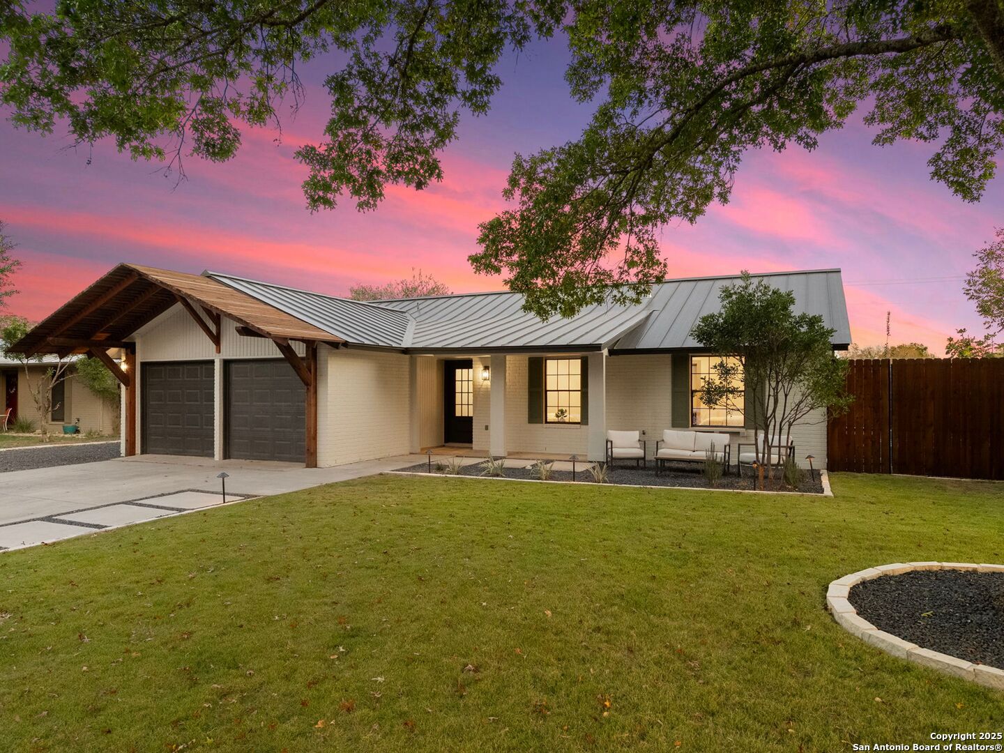 property viewer photo 28