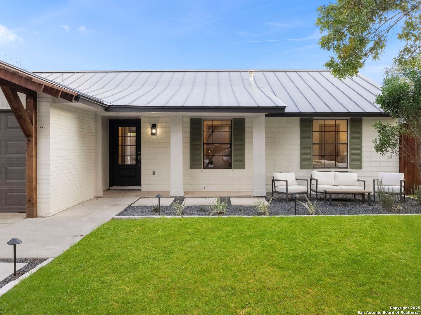 property viewer photo 38