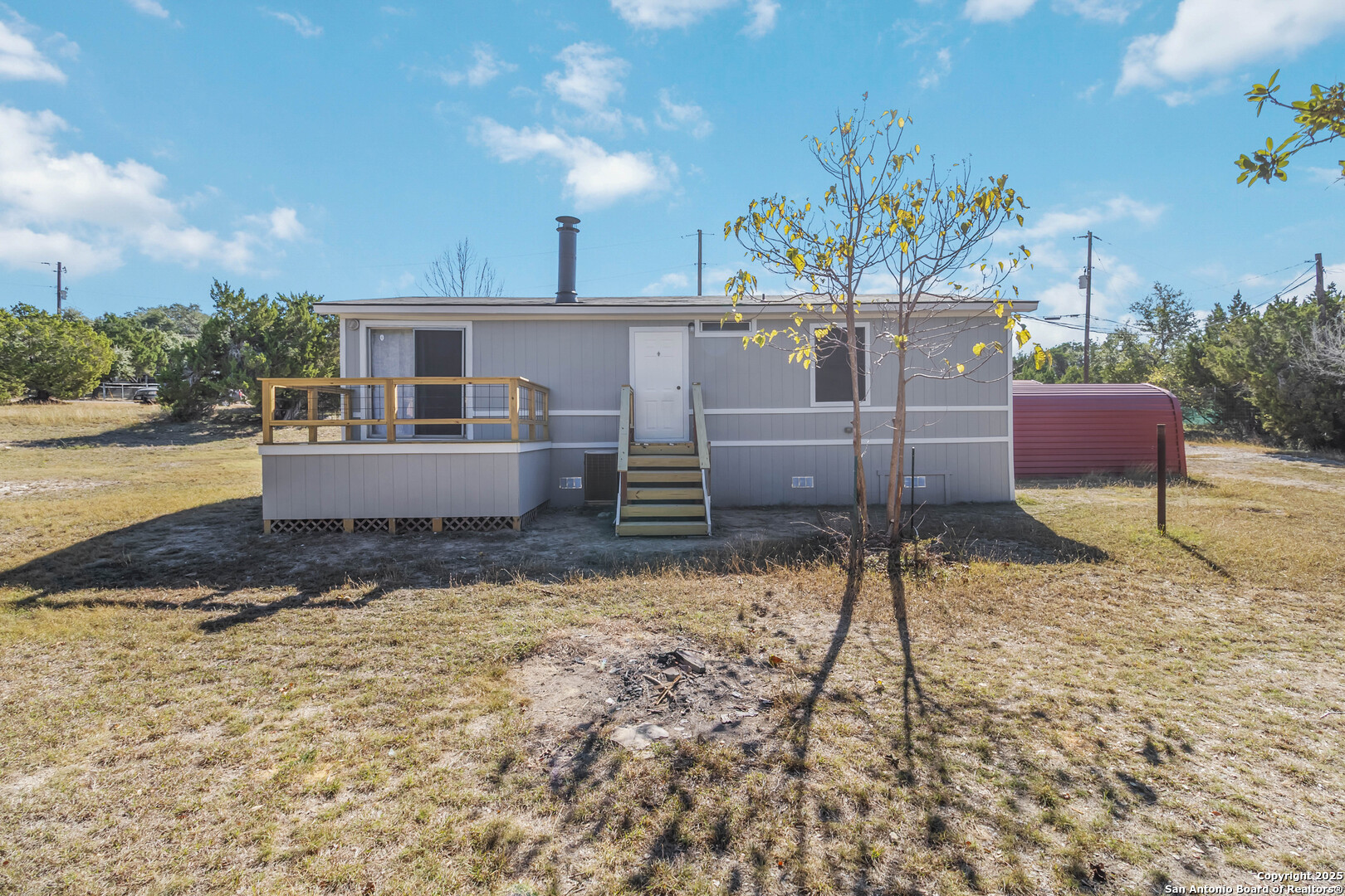 main property photo 13